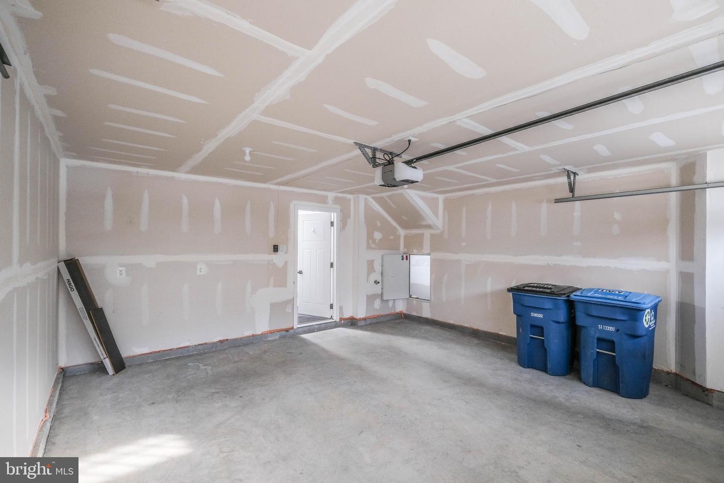 109 BAYHILL TER, LAKE FREDERICK, Virginia 22630, 3 Bedrooms Bedrooms, ,3 BathroomsBathrooms,Residential,For sale,109 BAYHILL TER,VAFV2039404 MLS # VAFV2039404