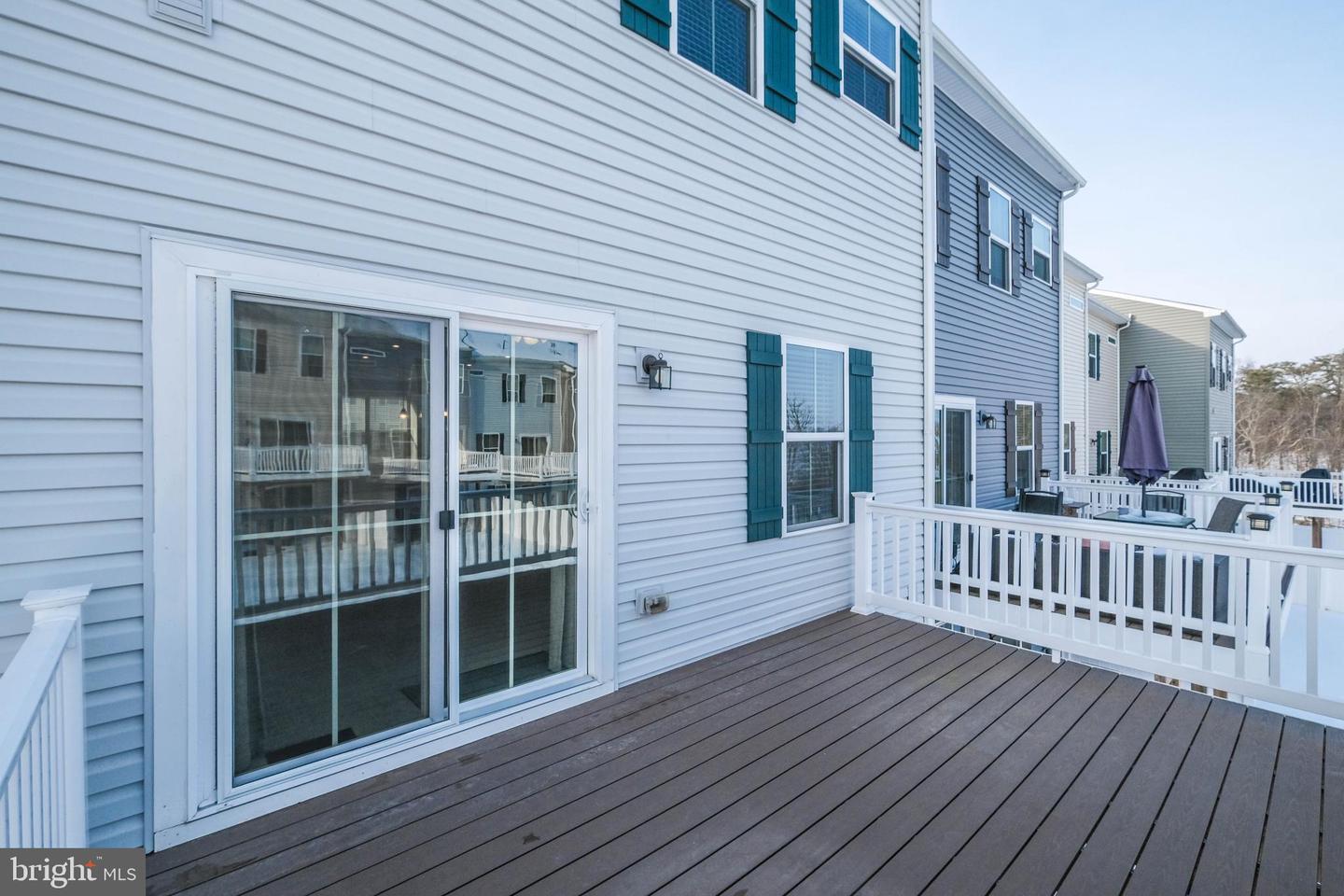 109 BAYHILL TER, LAKE FREDERICK, Virginia 22630, 3 Bedrooms Bedrooms, ,3 BathroomsBathrooms,Residential,For sale,109 BAYHILL TER,VAFV2039404 MLS # VAFV2039404