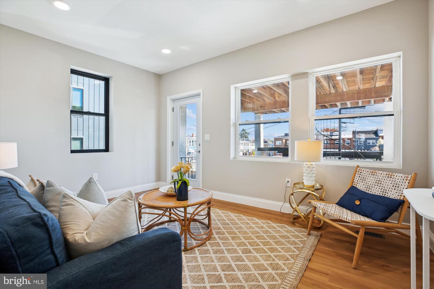 329 15TH ST NE, WASHINGTON, District Of Columbia 20002, 5 Bedrooms Bedrooms, ,4 BathroomsBathrooms,Residential,For sale,329 15TH ST NE,DCDC2244660 MLS # DCDC2244660