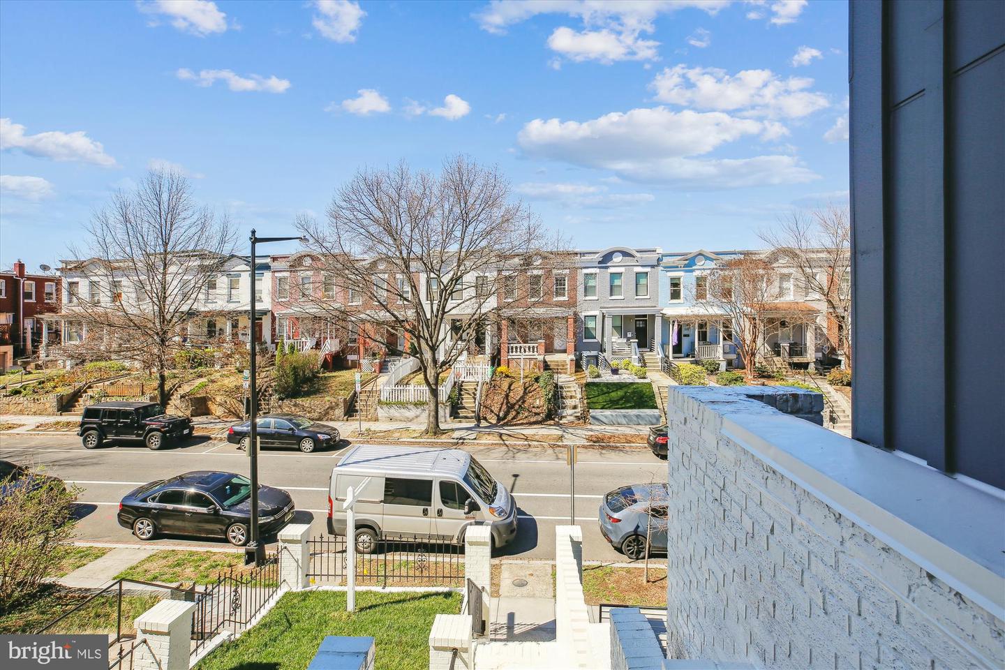 329 15TH ST NE, WASHINGTON, District Of Columbia 20002, 5 Bedrooms Bedrooms, ,4 BathroomsBathrooms,Residential,For sale,329 15TH ST NE,DCDC2244660 MLS # DCDC2244660