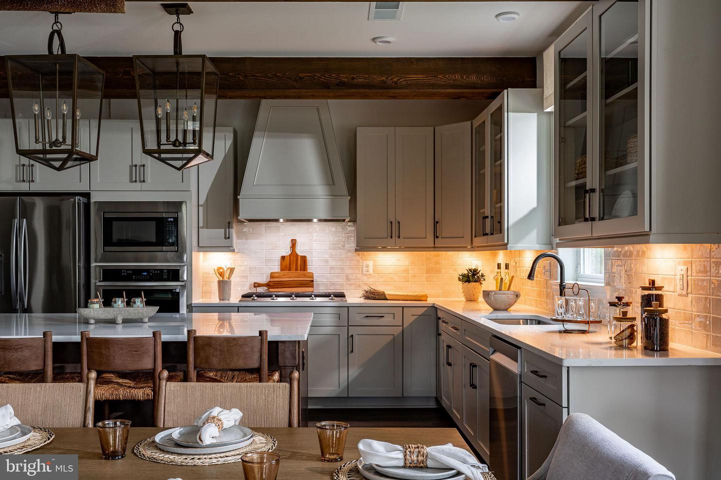 11572 CHAPMAN MILL DR, GLEN ALLEN, Virginia 23060, 4 Bedrooms Bedrooms, ,2 BathroomsBathrooms,Residential,For sale,11572 CHAPMAN MILL DR,VAHN2001162 MLS # VAHN2001162