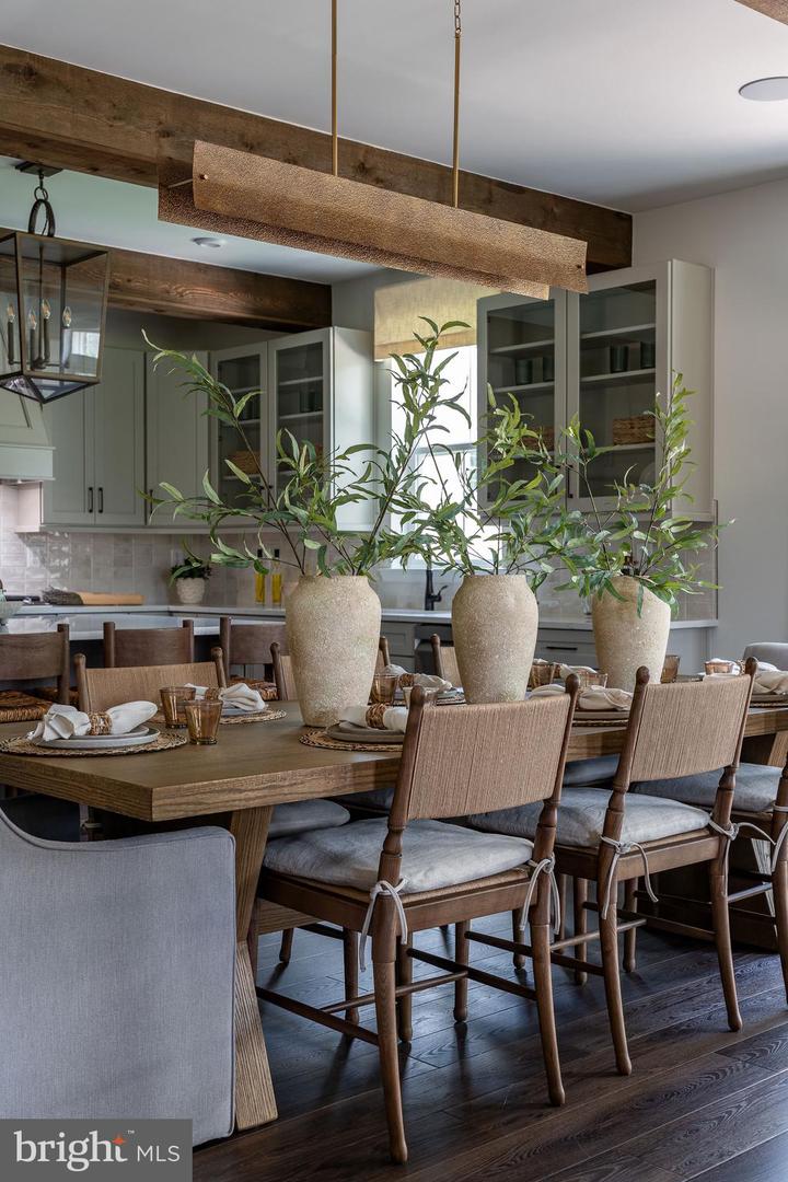 11572 CHAPMAN MILL DR, GLEN ALLEN, Virginia 23060, 4 Bedrooms Bedrooms, ,2 BathroomsBathrooms,Residential,For sale,11572 CHAPMAN MILL DR,VAHN2001162 MLS # VAHN2001162