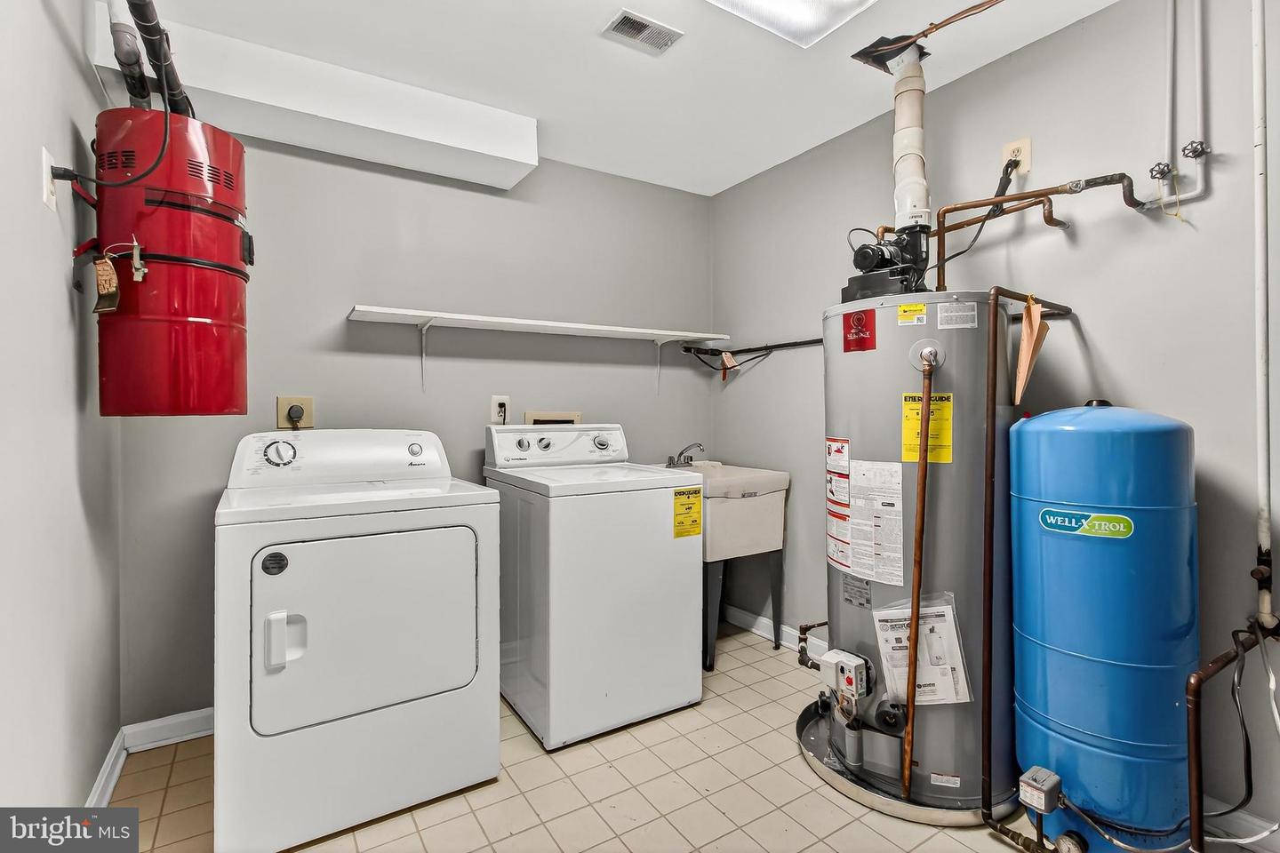 8564 OPAL RD, WARRENTON, Virginia 20186, 3 Bedrooms Bedrooms, ,2 BathroomsBathrooms,Residential,For sale,8564 OPAL RD,VAFQ2020422 MLS # VAFQ2020422