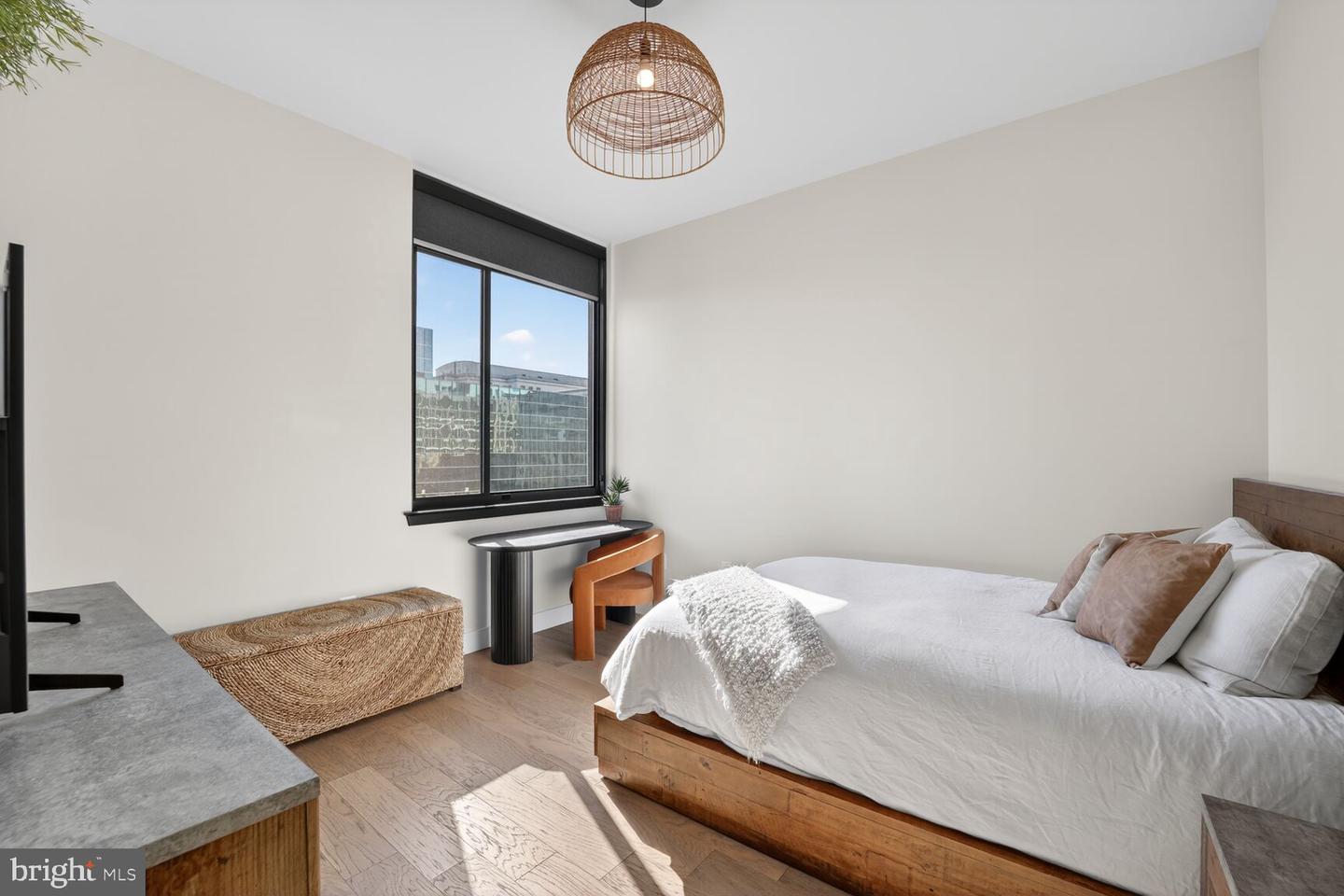 2000 CLARENDON BLVD #1107, ARLINGTON, Virginia 22201, 1 Bedroom Bedrooms, ,1 BathroomBathrooms,Residential,For sale,2000 CLARENDON BLVD #1107,VAAR2068502 MLS # VAAR2068502