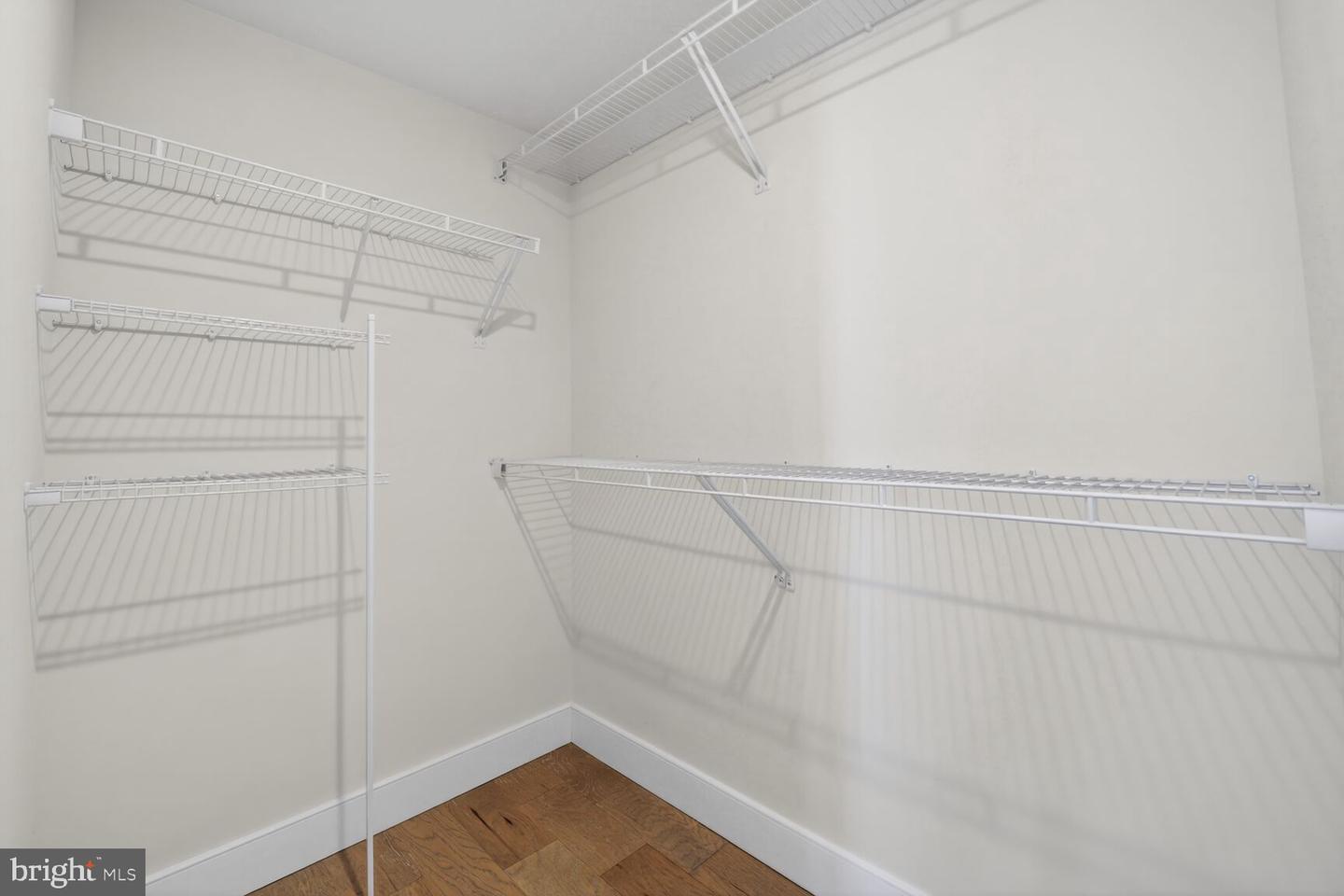 2000 CLARENDON BLVD #1107, ARLINGTON, Virginia 22201, 1 Bedroom Bedrooms, ,1 BathroomBathrooms,Residential,For sale,2000 CLARENDON BLVD #1107,VAAR2068502 MLS # VAAR2068502