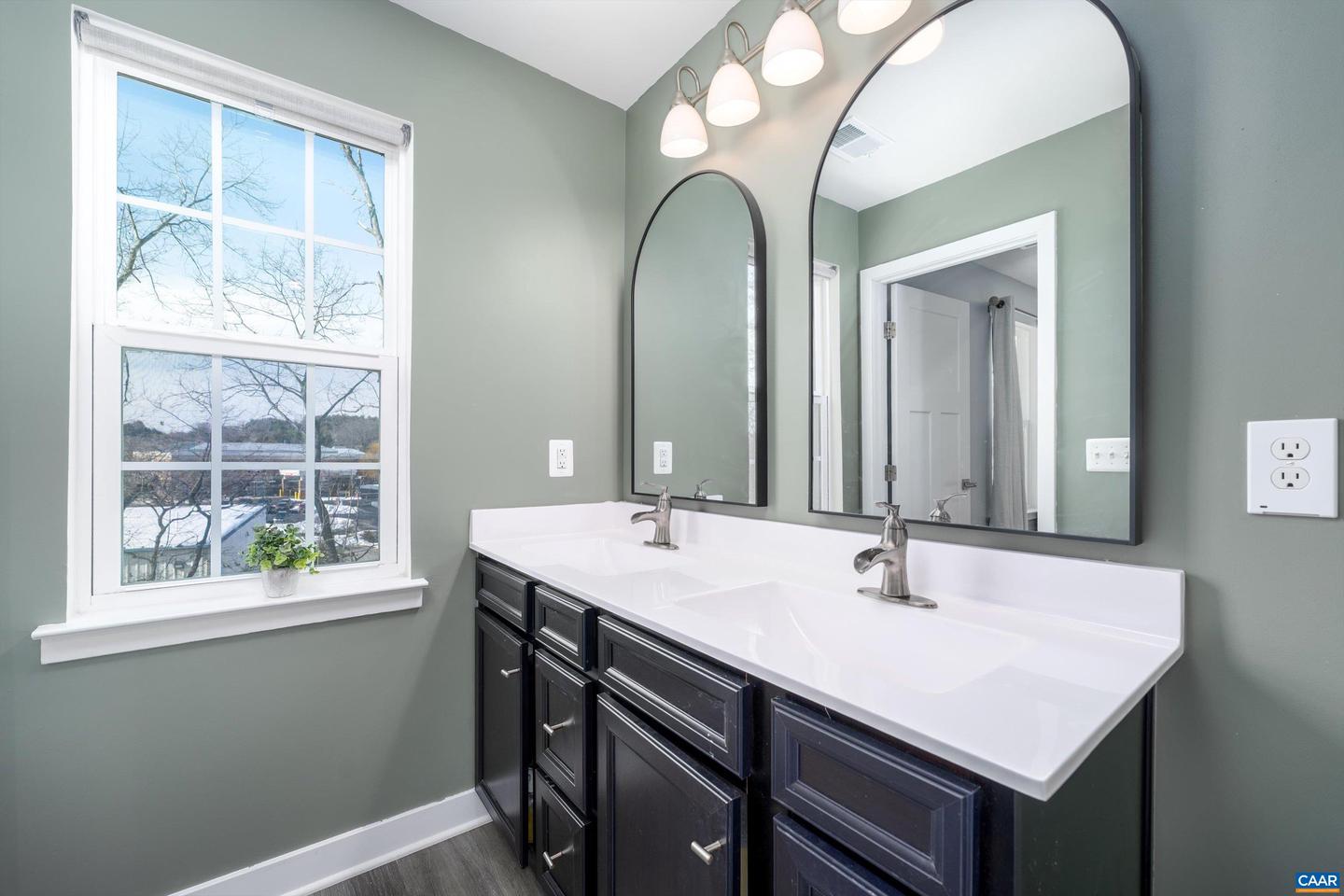 3229 ACADIA DR, CHARLOTTESVILLE, Virginia 22911, 3 Bedrooms Bedrooms, ,2 BathroomsBathrooms,Residential,For sale,3229 ACADIA DR,673031 MLS # 673031