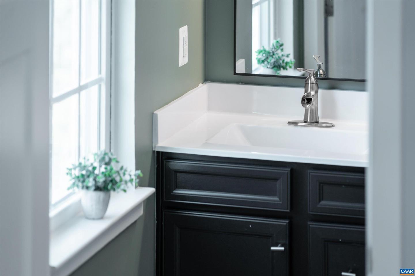 3229 ACADIA DR, CHARLOTTESVILLE, Virginia 22911, 3 Bedrooms Bedrooms, ,2 BathroomsBathrooms,Residential,For sale,3229 ACADIA DR,673031 MLS # 673031