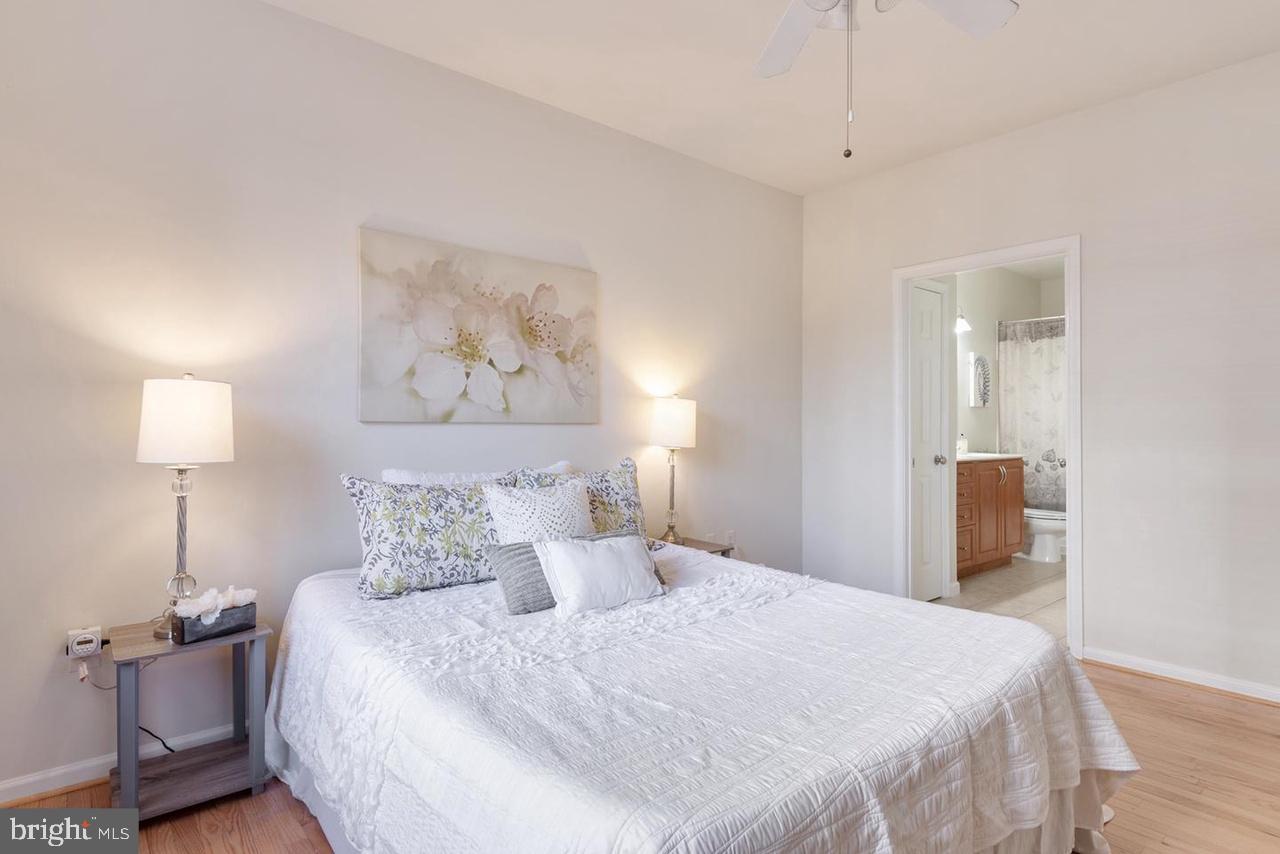 12956 CENTRE PARK CIR #110, HERNDON, Virginia 20171, 2 Bedrooms Bedrooms, ,2 BathroomsBathrooms,Residential,For sale,12956 CENTRE PARK CIR #110,VAFX2289044 MLS # VAFX2289044