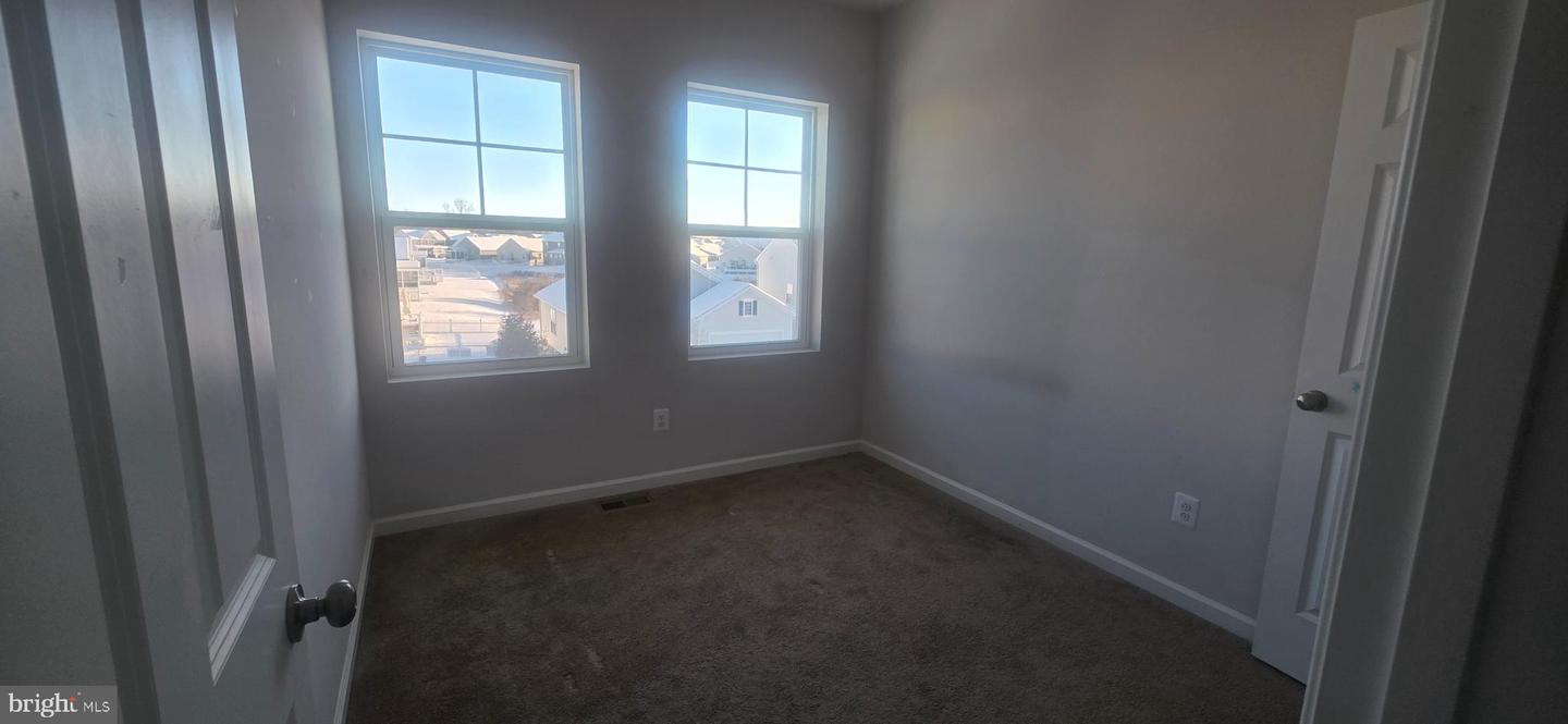 496 PARKLAND DR, STEPHENSON, Virginia 22656, 4 Bedrooms Bedrooms, ,3 BathroomsBathrooms,Residential,For sale,496 PARKLAND DR,VAFV2039408 MLS # VAFV2039408