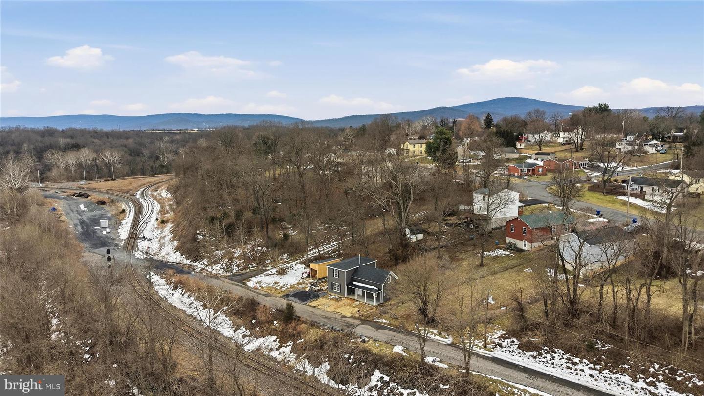 1 DEPOT AVE, FRONT ROYAL, Virginia 22630, 3 Bedrooms Bedrooms, 6 Rooms Rooms,2 BathroomsBathrooms,Residential,For sale,1 DEPOT AVE,VAWR2013322 MLS # VAWR2013322 1 DEPOT AVE, FRONT ROYAL, Virginia 22630, 3 Bedrooms Bedrooms, 6 Rooms Rooms,2 BathroomsBathrooms,Residential,For sale,1 DEPOT AVE,VAWR2013322 MLS # VAWR2013322