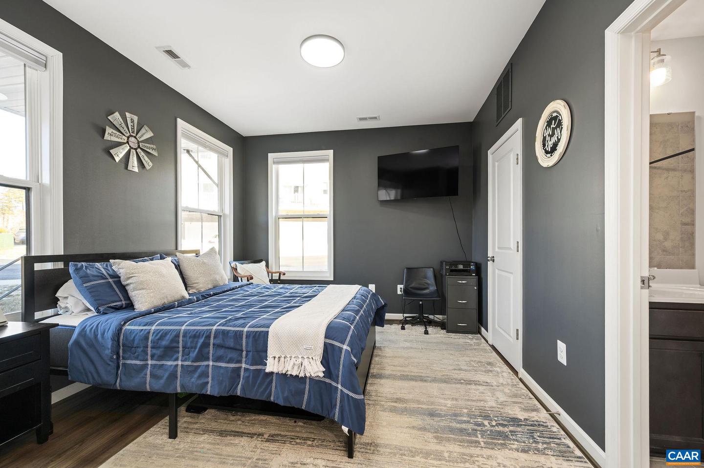 2834 SWEETBAY ST, CHARLOTTESVILLE, Virginia 22902, 4 Bedrooms Bedrooms, ,3 BathroomsBathrooms,Residential,For sale,2834 SWEETBAY ST,673037 MLS # 673037