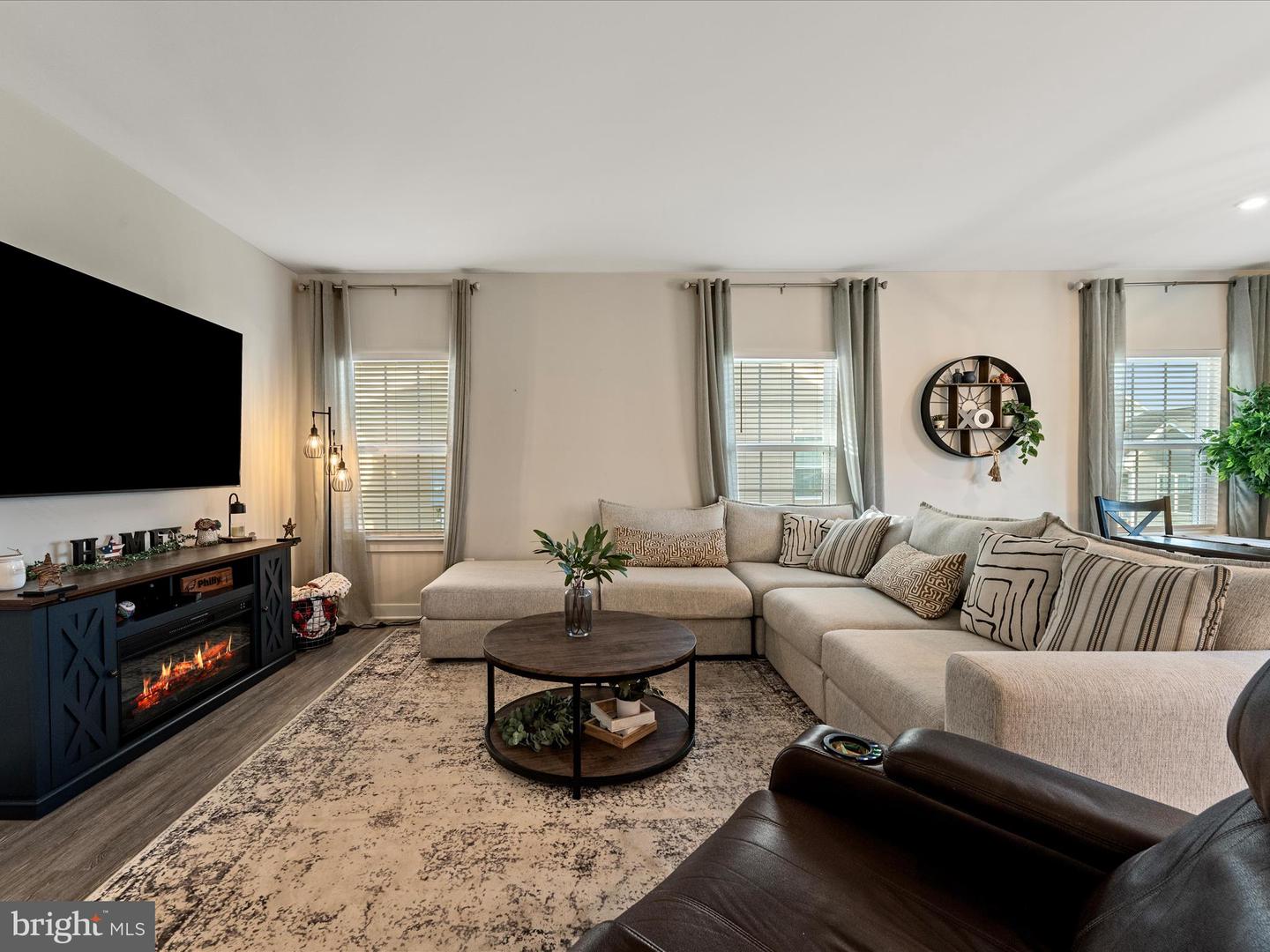 107 INTERLACE WAY, STEPHENSON, Virginia 22656, 4 Bedrooms Bedrooms, ,3 BathroomsBathrooms,Residential,For sale,107 INTERLACE WAY,VAFV2039410 MLS # VAFV2039410