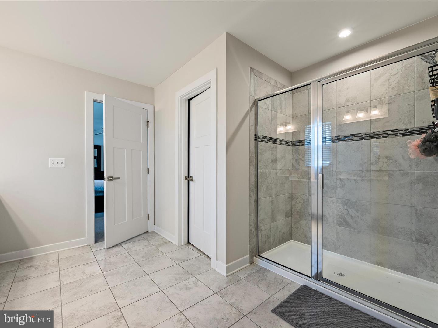 107 INTERLACE WAY, STEPHENSON, Virginia 22656, 4 Bedrooms Bedrooms, ,3 BathroomsBathrooms,Residential,For sale,107 INTERLACE WAY,VAFV2039410 MLS # VAFV2039410