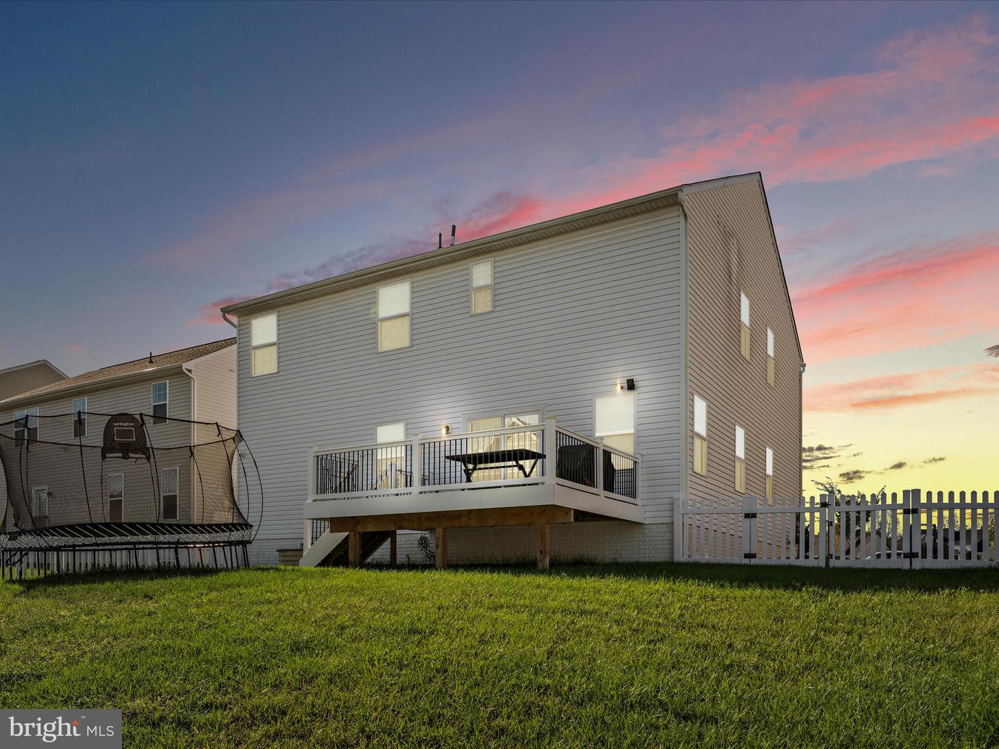 107 INTERLACE WAY, STEPHENSON, Virginia 22656, 4 Bedrooms Bedrooms, ,3 BathroomsBathrooms,Residential,For sale,107 INTERLACE WAY,VAFV2039410 MLS # VAFV2039410