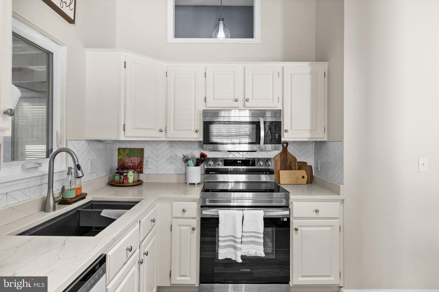 79 E CEDAR DR, RUCKERSVILLE, Virginia 22968, 4 Bedrooms Bedrooms, ,3 BathroomsBathrooms,Residential,For sale,79 E CEDAR DR,VAGR2000806 MLS # VAGR2000806