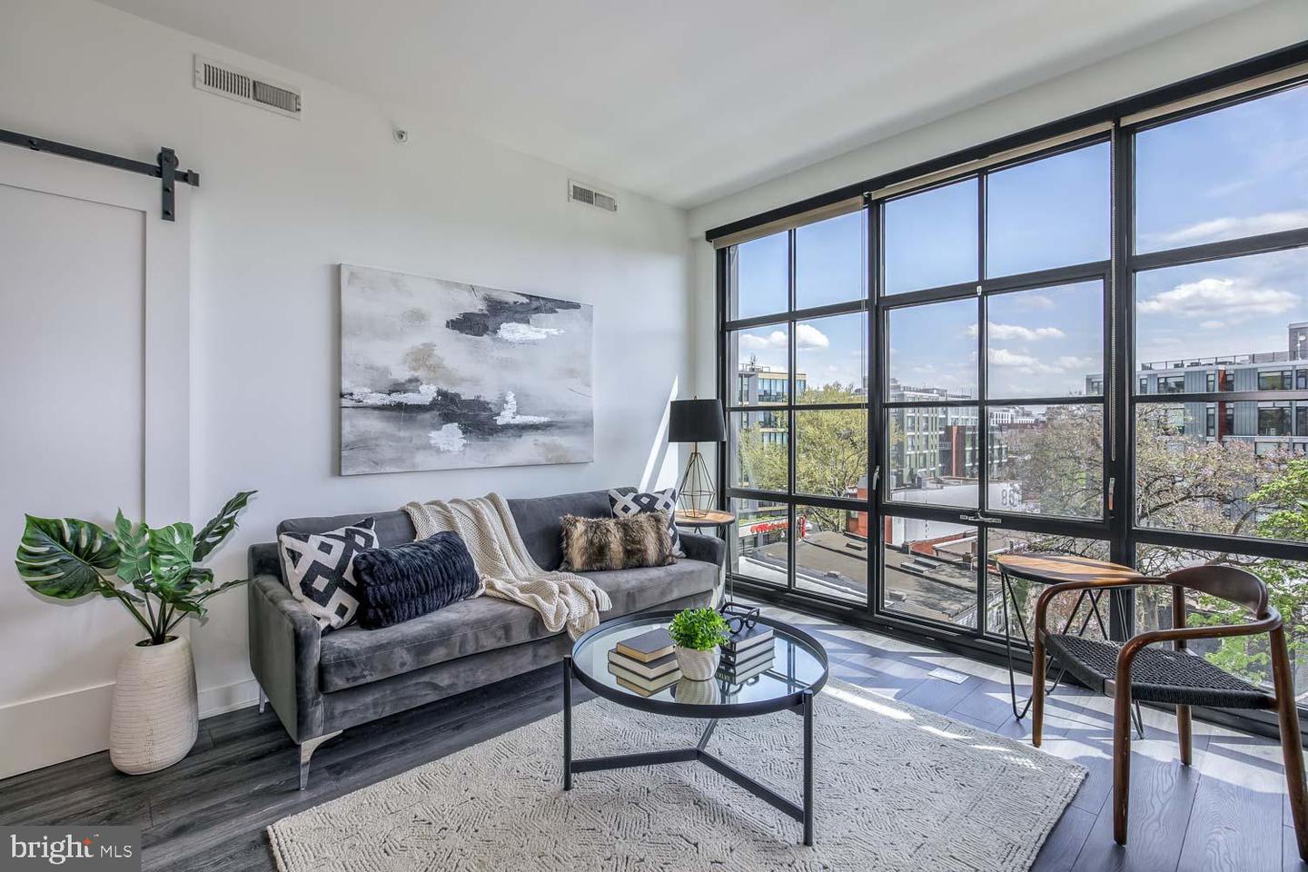 2030 8TH ST NW #513, WASHINGTON, District Of Columbia 20001, 1 Bedroom Bedrooms, ,1 BathroomBathrooms,Residential,For sale,2030 8TH ST NW #513,DCDC2244646 MLS # DCDC2244646