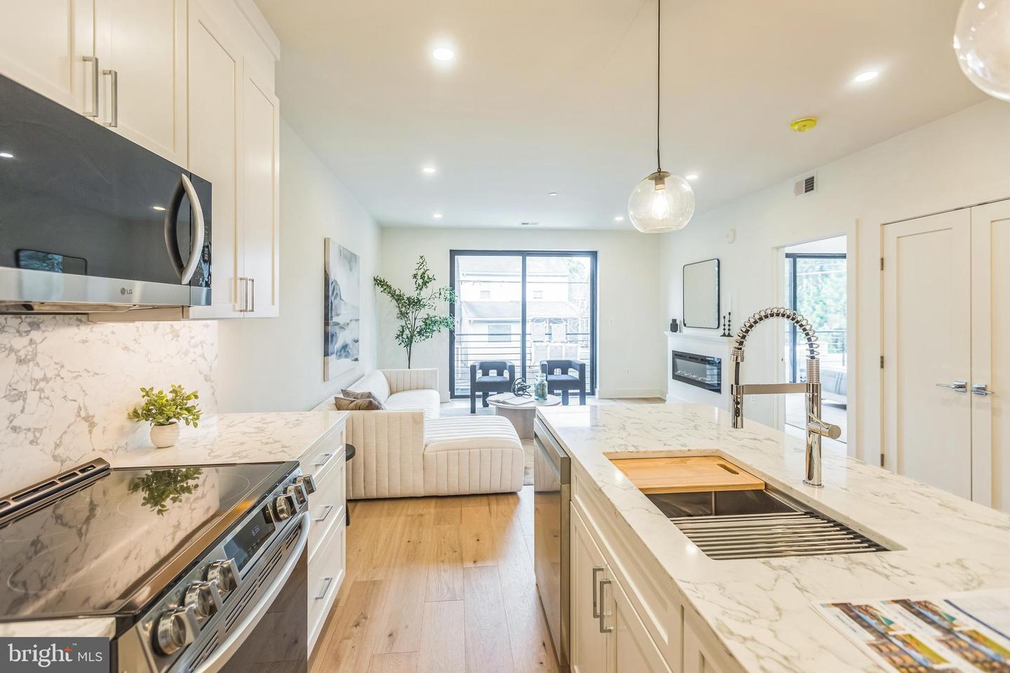 7125 GEORGIA AVE NW #3, WASHINGTON, District Of Columbia 20012, 2 Bedrooms Bedrooms, ,2 BathroomsBathrooms,Residential,For sale,7125 GEORGIA AVE NW #3,DCDC2244648 MLS # DCDC2244648