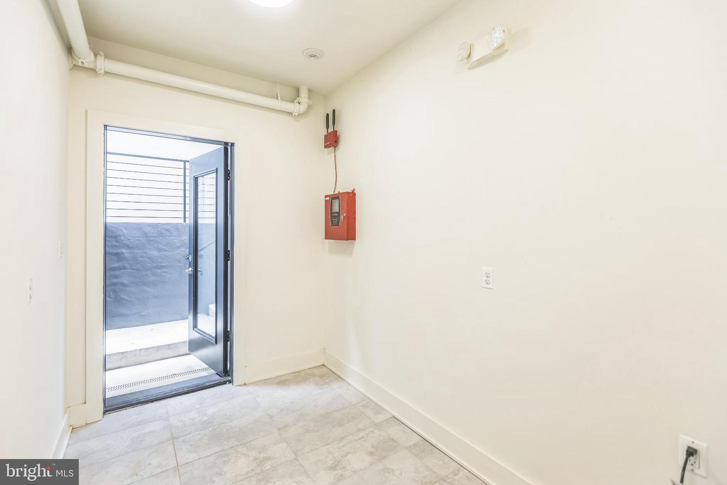 7125 GEORGIA AVE NW #3, WASHINGTON, District Of Columbia 20012, 2 Bedrooms Bedrooms, ,2 BathroomsBathrooms,Residential,For sale,7125 GEORGIA AVE NW #3,DCDC2244648 MLS # DCDC2244648