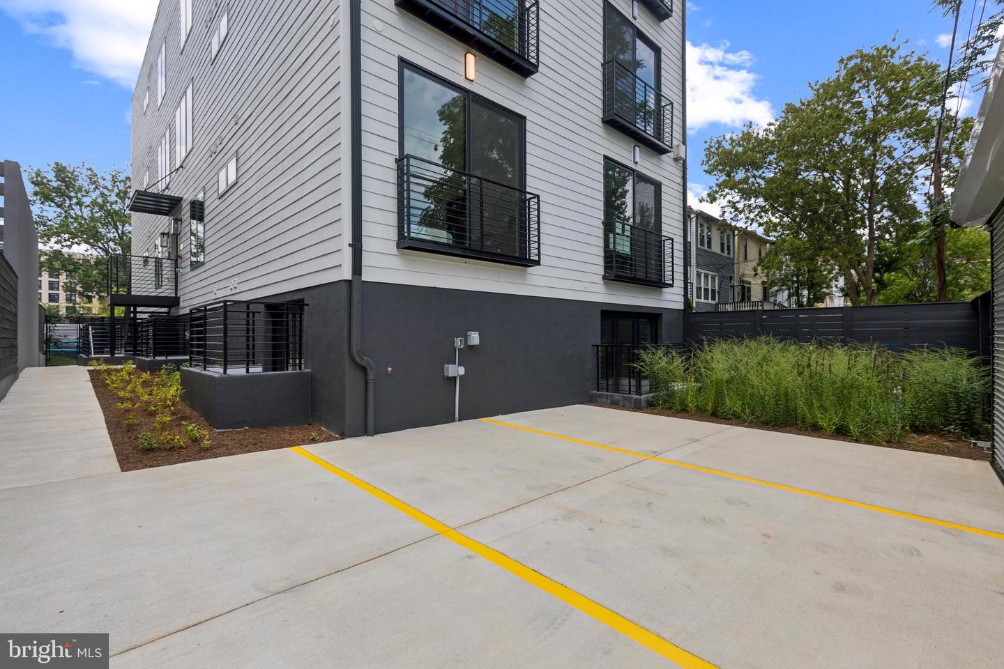 7125 GEORGIA AVE NW #3, WASHINGTON, District Of Columbia 20012, 2 Bedrooms Bedrooms, ,2 BathroomsBathrooms,Residential,For sale,7125 GEORGIA AVE NW #3,DCDC2244648 MLS # DCDC2244648