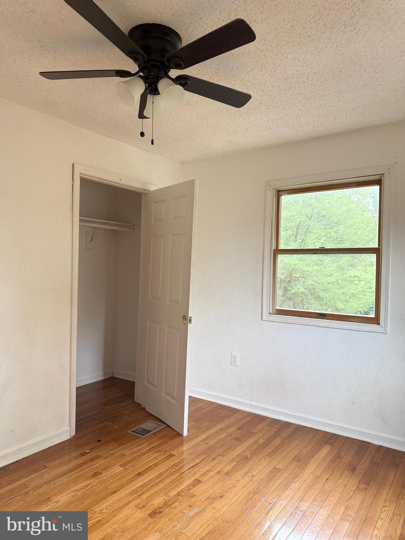 1 CARROLL DR, STAFFORD, Virginia 22554, 5 Bedrooms Bedrooms, 9 Rooms Rooms,3 BathroomsBathrooms,Residential,For sale,1 CARROLL DR,VAST2045792 MLS # VAST2045792