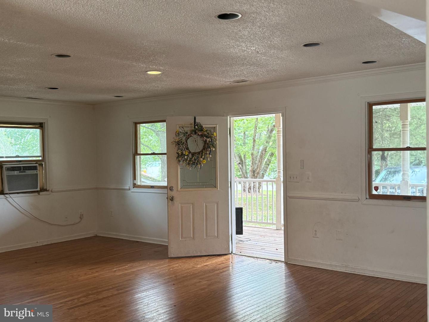 1 CARROLL DR, STAFFORD, Virginia 22554, 5 Bedrooms Bedrooms, 9 Rooms Rooms,3 BathroomsBathrooms,Residential,For sale,1 CARROLL DR,VAST2045792 MLS # VAST2045792