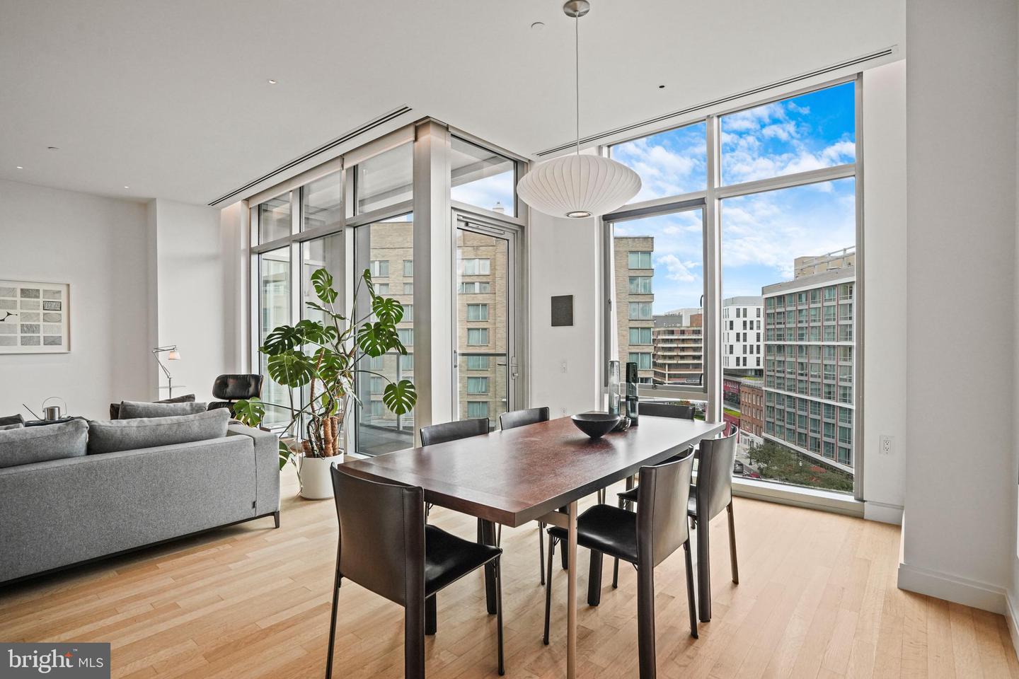 1177 22ND ST NW #7B, WASHINGTON, District Of Columbia 20037, 1 Bedroom Bedrooms, ,2 BathroomsBathrooms,Residential,For sale,1177 22ND ST NW #7B,DCDC2201538 MLS # DCDC2201538