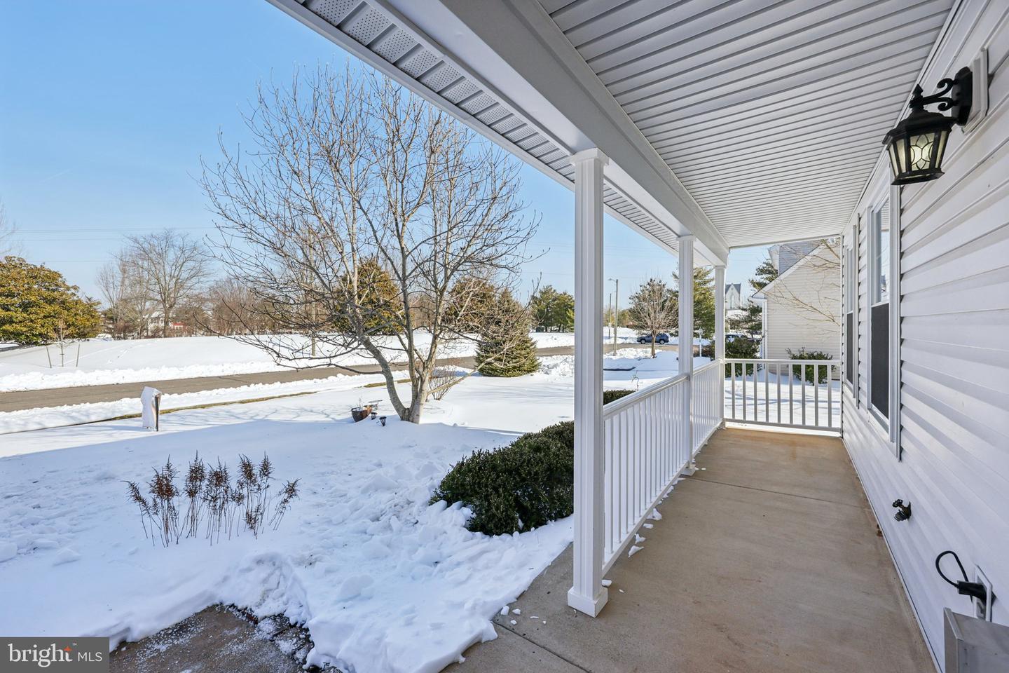 9395 CLOVERHILL CT, MANASSAS, Virginia 20110, 4 Bedrooms Bedrooms, ,2 BathroomsBathrooms,Residential,For sale,9395 CLOVERHILL CT,VAMN2009148 MLS # VAMN2009148