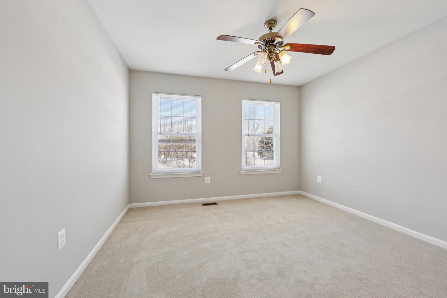 9395 CLOVERHILL CT, MANASSAS, Virginia 20110, 4 Bedrooms Bedrooms, ,2 BathroomsBathrooms,Residential,For sale,9395 CLOVERHILL CT,VAMN2009148 MLS # VAMN2009148