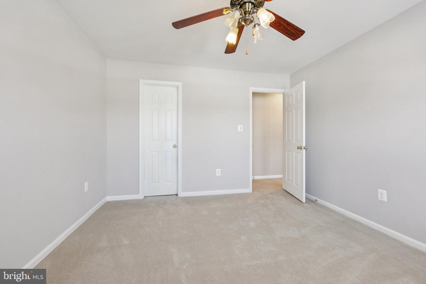 9395 CLOVERHILL CT, MANASSAS, Virginia 20110, 4 Bedrooms Bedrooms, ,2 BathroomsBathrooms,Residential,For sale,9395 CLOVERHILL CT,VAMN2009148 MLS # VAMN2009148