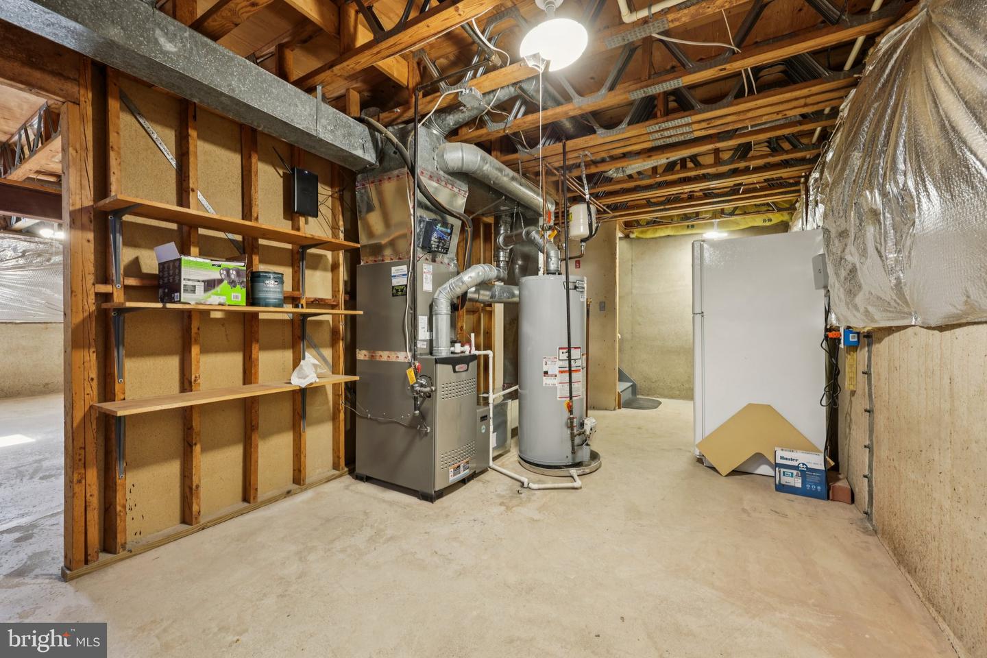 9395 CLOVERHILL CT, MANASSAS, Virginia 20110, 4 Bedrooms Bedrooms, ,2 BathroomsBathrooms,Residential,For sale,9395 CLOVERHILL CT,VAMN2009148 MLS # VAMN2009148