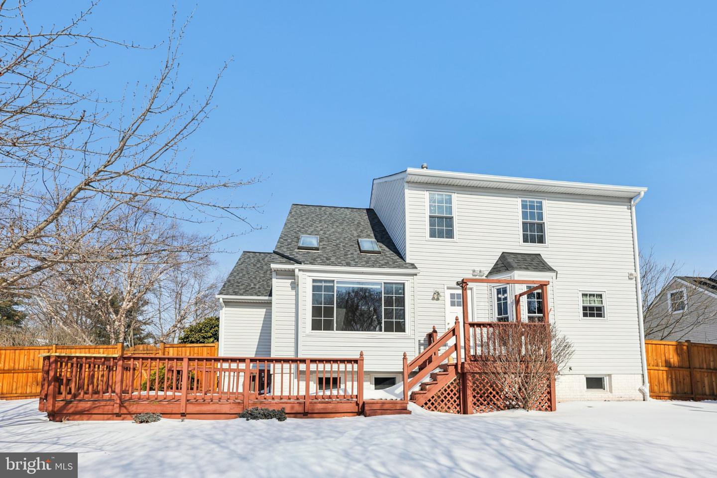 9395 CLOVERHILL CT, MANASSAS, Virginia 20110, 4 Bedrooms Bedrooms, ,2 BathroomsBathrooms,Residential,For sale,9395 CLOVERHILL CT,VAMN2009148 MLS # VAMN2009148