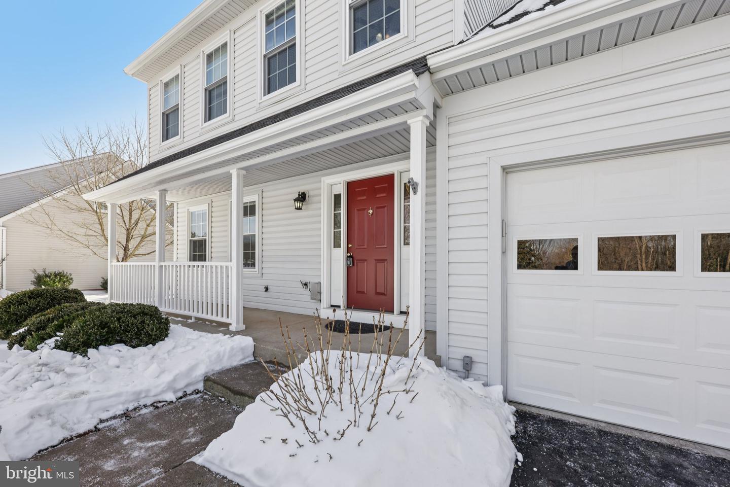 9395 CLOVERHILL CT, MANASSAS, Virginia 20110, 4 Bedrooms Bedrooms, ,2 BathroomsBathrooms,Residential,For sale,9395 CLOVERHILL CT,VAMN2009148 MLS # VAMN2009148