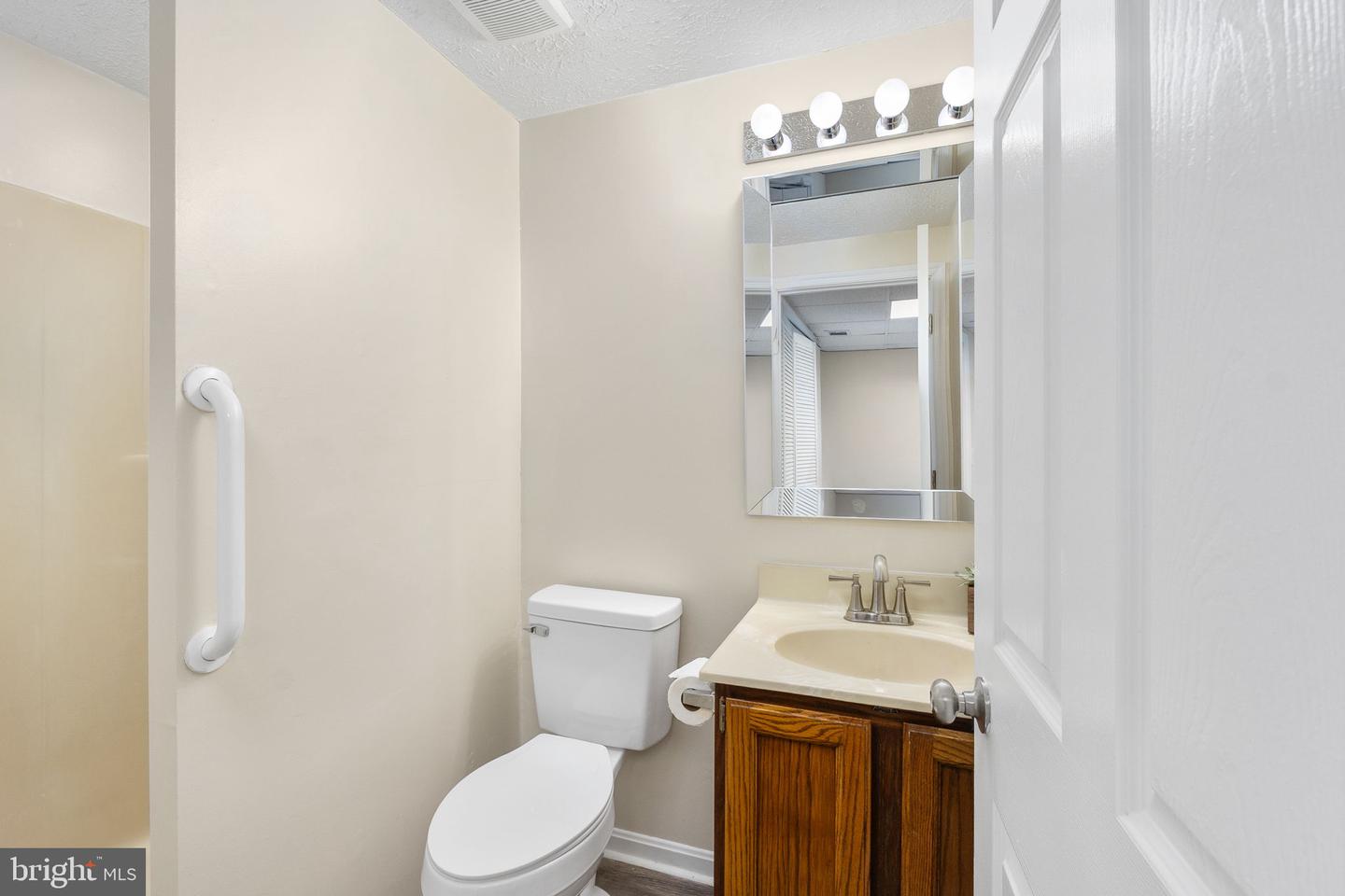 8346 WHITE SHOP RD, CULPEPER, Virginia 22701, 4 Bedrooms Bedrooms, 10 Rooms Rooms,3 BathroomsBathrooms,Residential,For sale,8346 WHITE SHOP RD,VACU2011568 MLS # VACU2011568