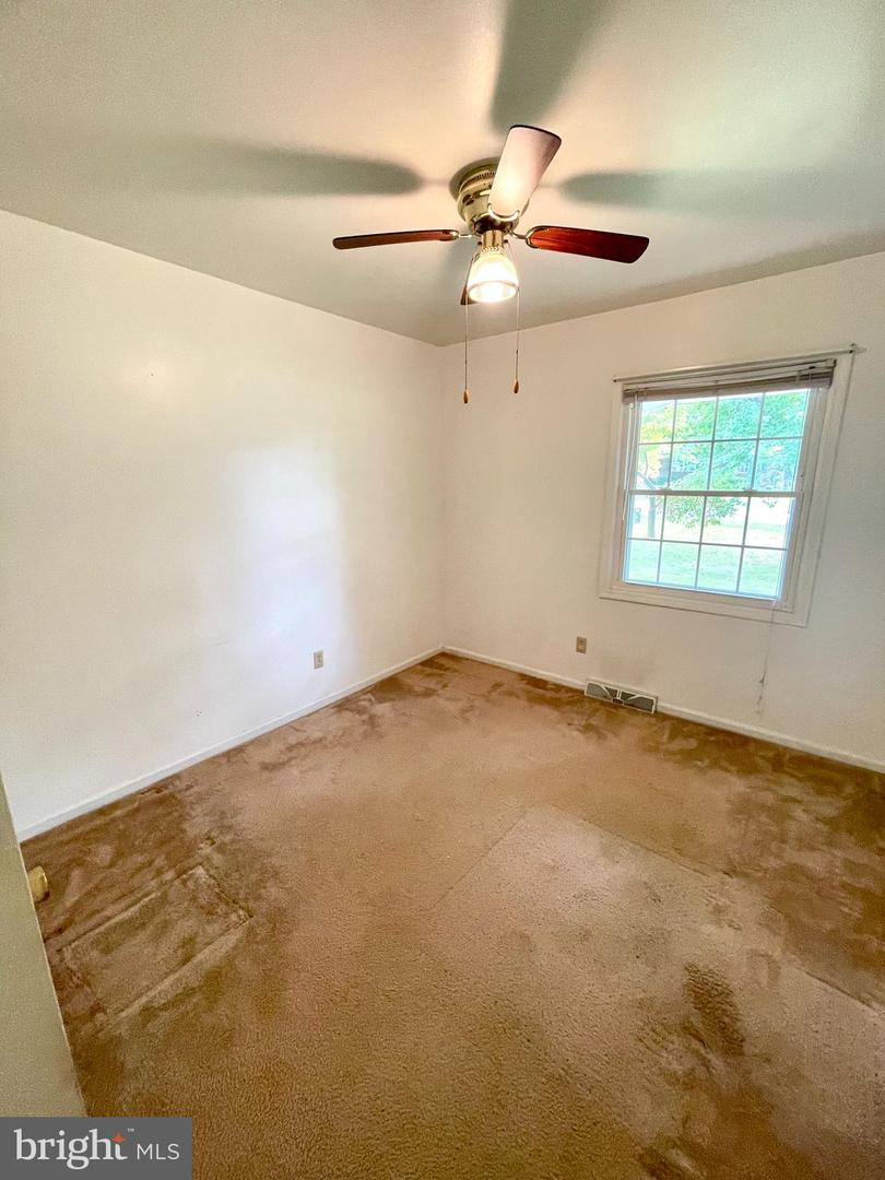 351 CHAPPELL ST, WARRENTON, Virginia 20186, 4 Bedrooms Bedrooms, ,2 BathroomsBathrooms,Residential,For sale,351 CHAPPELL ST,VAFQ2018368 MLS # VAFQ2018368