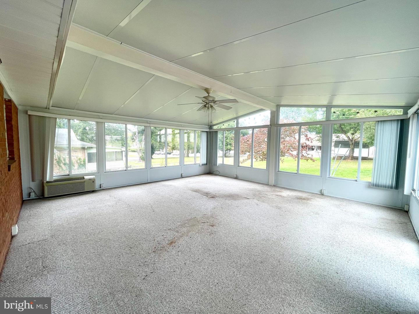 351 CHAPPELL ST, WARRENTON, Virginia 20186, 4 Bedrooms Bedrooms, ,2 BathroomsBathrooms,Residential,For sale,351 CHAPPELL ST,VAFQ2018368 MLS # VAFQ2018368