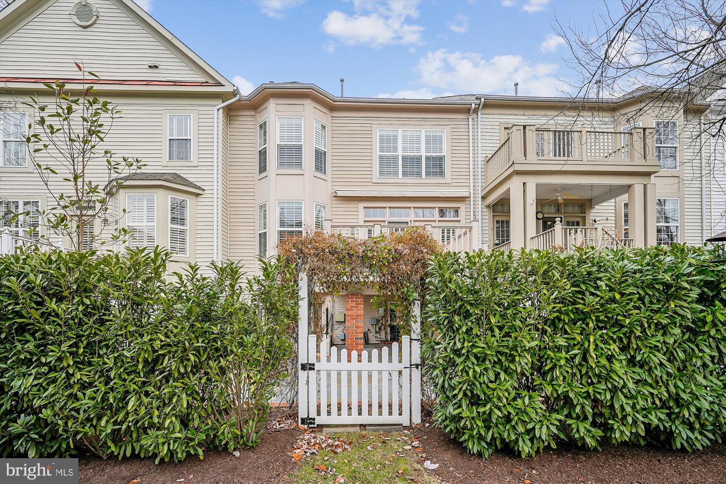 43439 WILD DUNES SQ, LEESBURG, Virginia 20176, 4 Bedrooms Bedrooms, ,3 BathroomsBathrooms,Residential,For sale,43439 WILD DUNES SQ,VALO2108828 MLS # VALO2108828