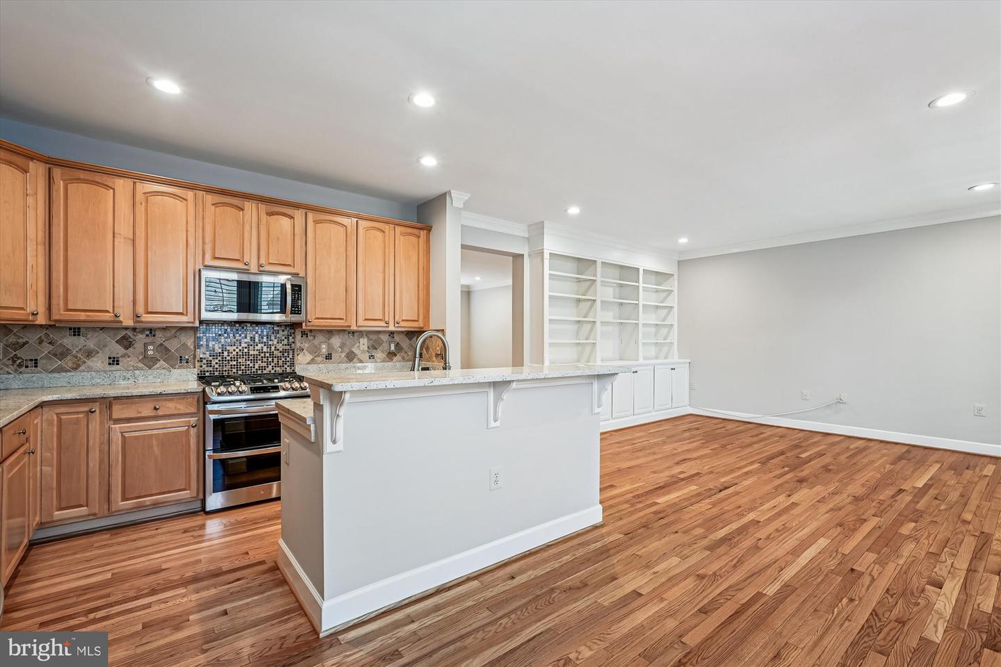 43439 WILD DUNES SQ, LEESBURG, Virginia 20176, 4 Bedrooms Bedrooms, ,3 BathroomsBathrooms,Residential,For sale,43439 WILD DUNES SQ,VALO2108828 MLS # VALO2108828