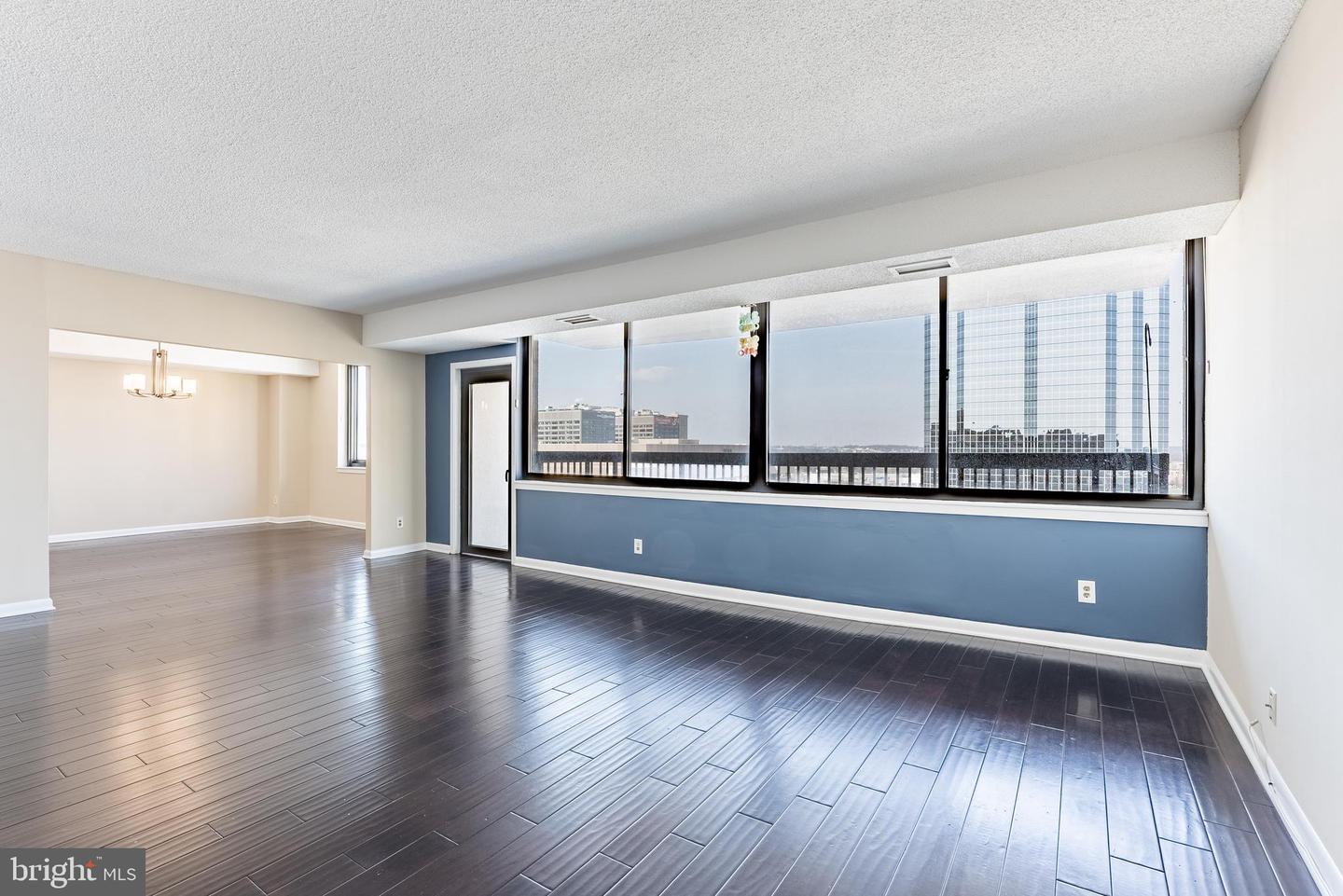 3709 S GEORGE MASON DR #1605E, FALLS CHURCH, Virginia 22041, 3 Bedrooms Bedrooms, ,2 BathroomsBathrooms,Residential,For sale,3709 S GEORGE MASON DR #1605E,VAFX2277094 MLS # VAFX2277094