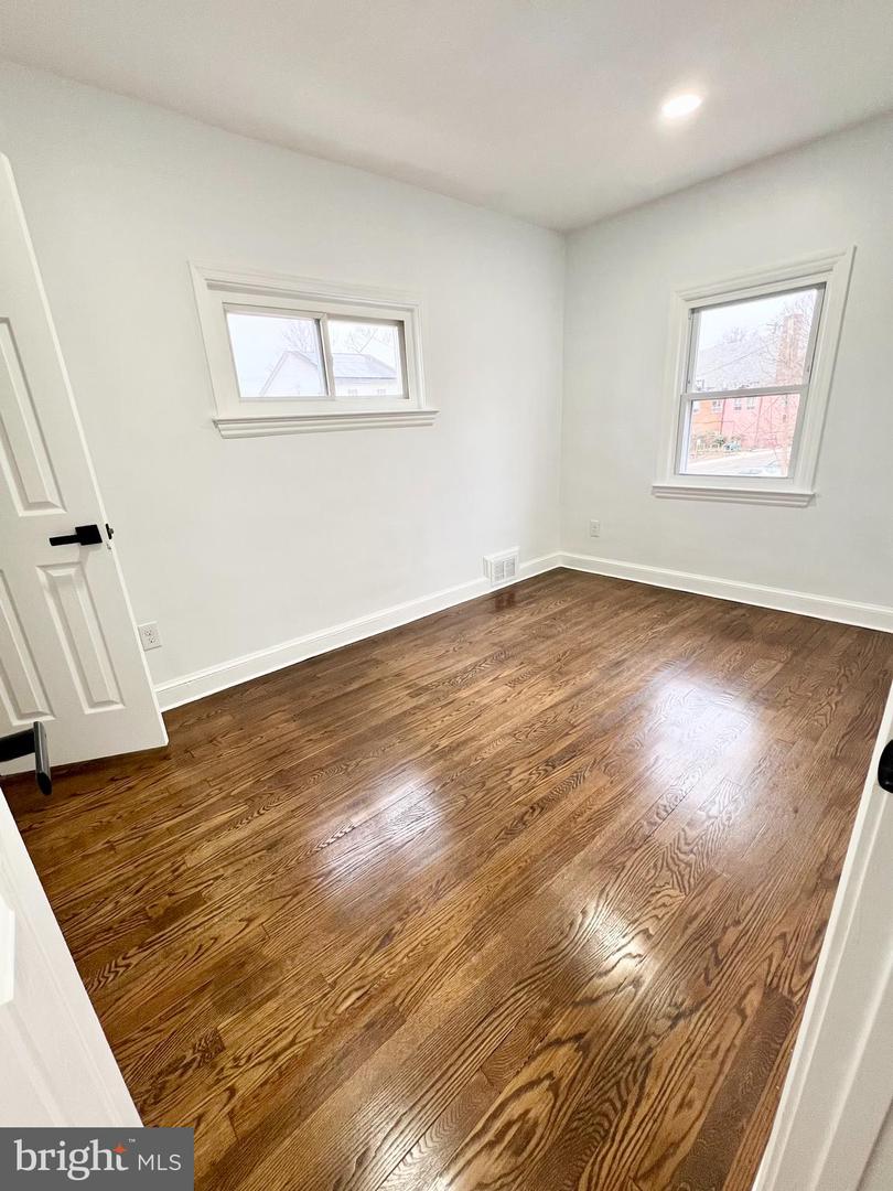 3647 HORNER PL SE, WASHINGTON, District Of Columbia 20032, 3 Bedrooms Bedrooms, ,2 BathroomsBathrooms,Residential,For sale,3647 HORNER PL SE,DCDC2231564 MLS # DCDC2231564