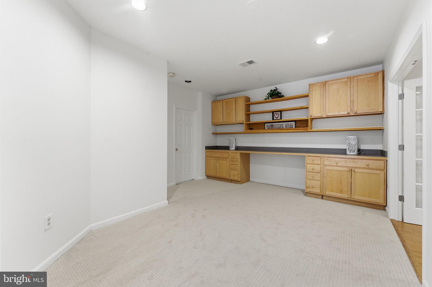 11500 GREAT FALLS WAY, GREAT FALLS, Virginia 22066, 5 Bedrooms Bedrooms, ,4 BathroomsBathrooms,Residential,For sale,11500 GREAT FALLS WAY,VAFX2279038 MLS # VAFX2279038