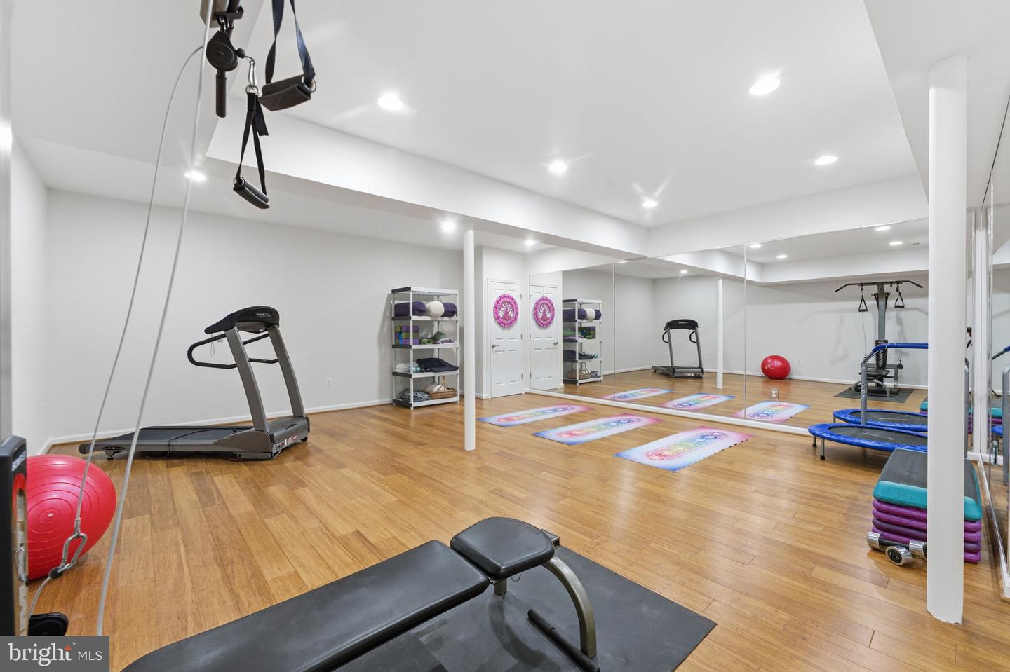 11500 GREAT FALLS WAY, GREAT FALLS, Virginia 22066, 5 Bedrooms Bedrooms, ,4 BathroomsBathrooms,Residential,For sale,11500 GREAT FALLS WAY,VAFX2279038 MLS # VAFX2279038