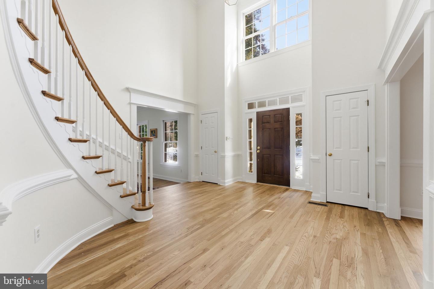 11500 GREAT FALLS WAY, GREAT FALLS, Virginia 22066, 5 Bedrooms Bedrooms, ,4 BathroomsBathrooms,Residential,For sale,11500 GREAT FALLS WAY,VAFX2279038 MLS # VAFX2279038