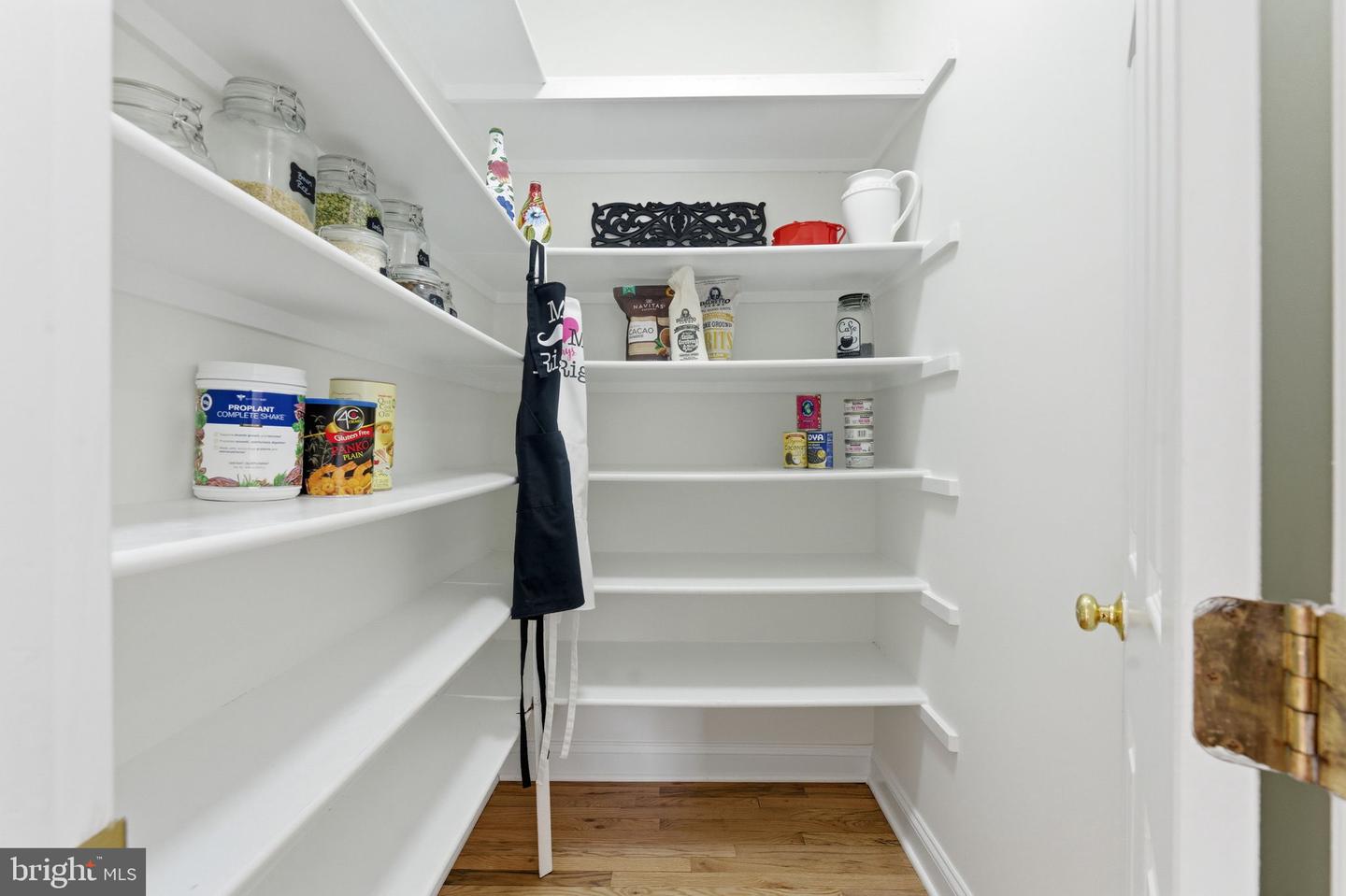 11500 GREAT FALLS WAY, GREAT FALLS, Virginia 22066, 5 Bedrooms Bedrooms, ,4 BathroomsBathrooms,Residential,For sale,11500 GREAT FALLS WAY,VAFX2279038 MLS # VAFX2279038