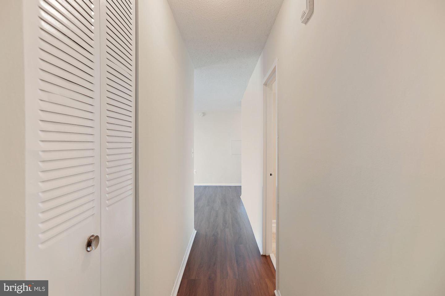 1225 MARTHA CUSTIS DR #807, ALEXANDRIA, Virginia 22302, 2 Bedrooms Bedrooms, ,2 BathroomsBathrooms,Residential,For sale,1225 MARTHA CUSTIS DR #807,VAAX2051830 MLS # VAAX2051830