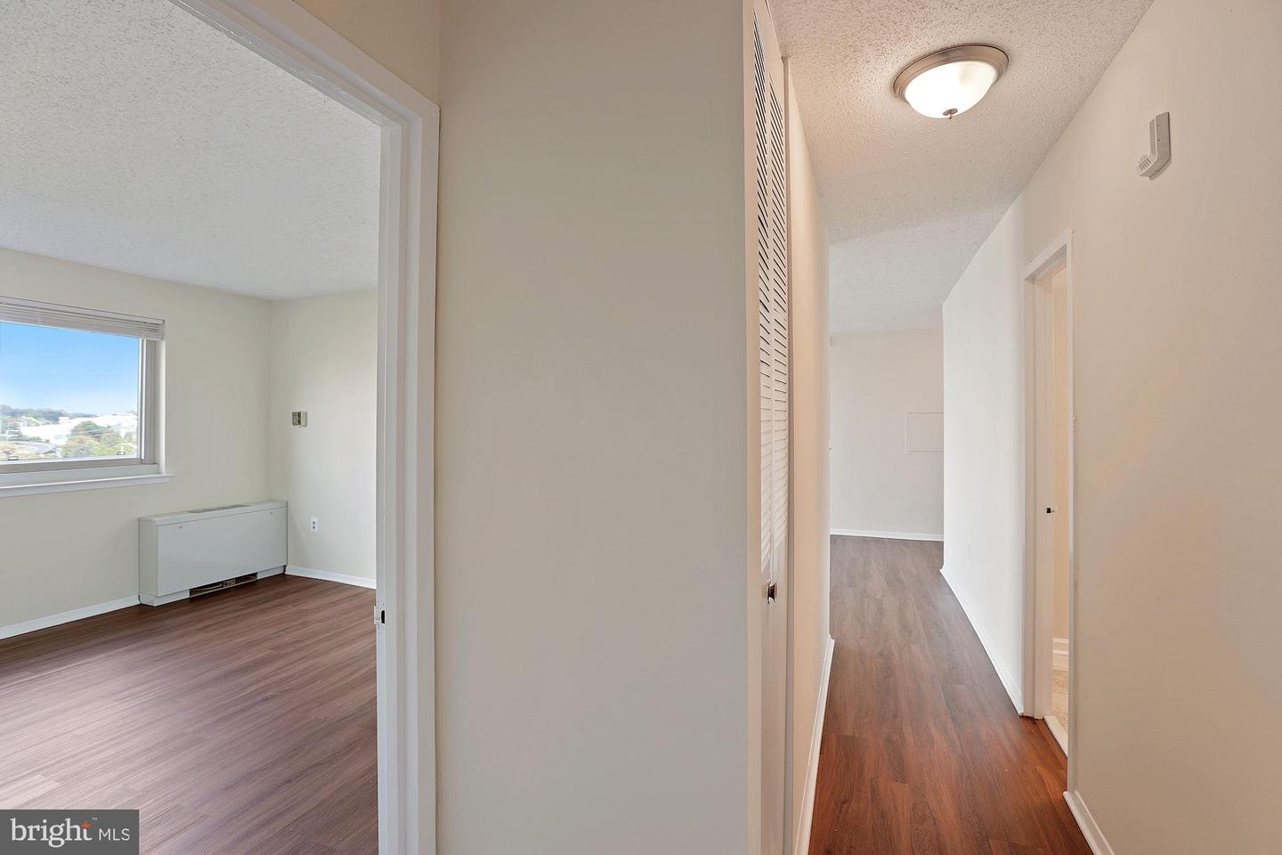 1225 MARTHA CUSTIS DR #807, ALEXANDRIA, Virginia 22302, 2 Bedrooms Bedrooms, ,2 BathroomsBathrooms,Residential,For sale,1225 MARTHA CUSTIS DR #807,VAAX2051830 MLS # VAAX2051830