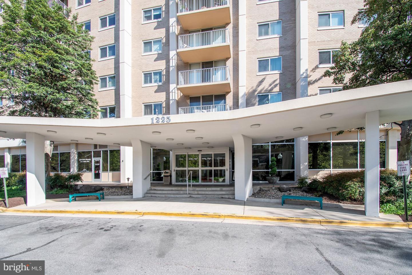 1225 MARTHA CUSTIS DR #807, ALEXANDRIA, Virginia 22302, 2 Bedrooms Bedrooms, ,2 BathroomsBathrooms,Residential,For sale,1225 MARTHA CUSTIS DR #807,VAAX2051830 MLS # VAAX2051830