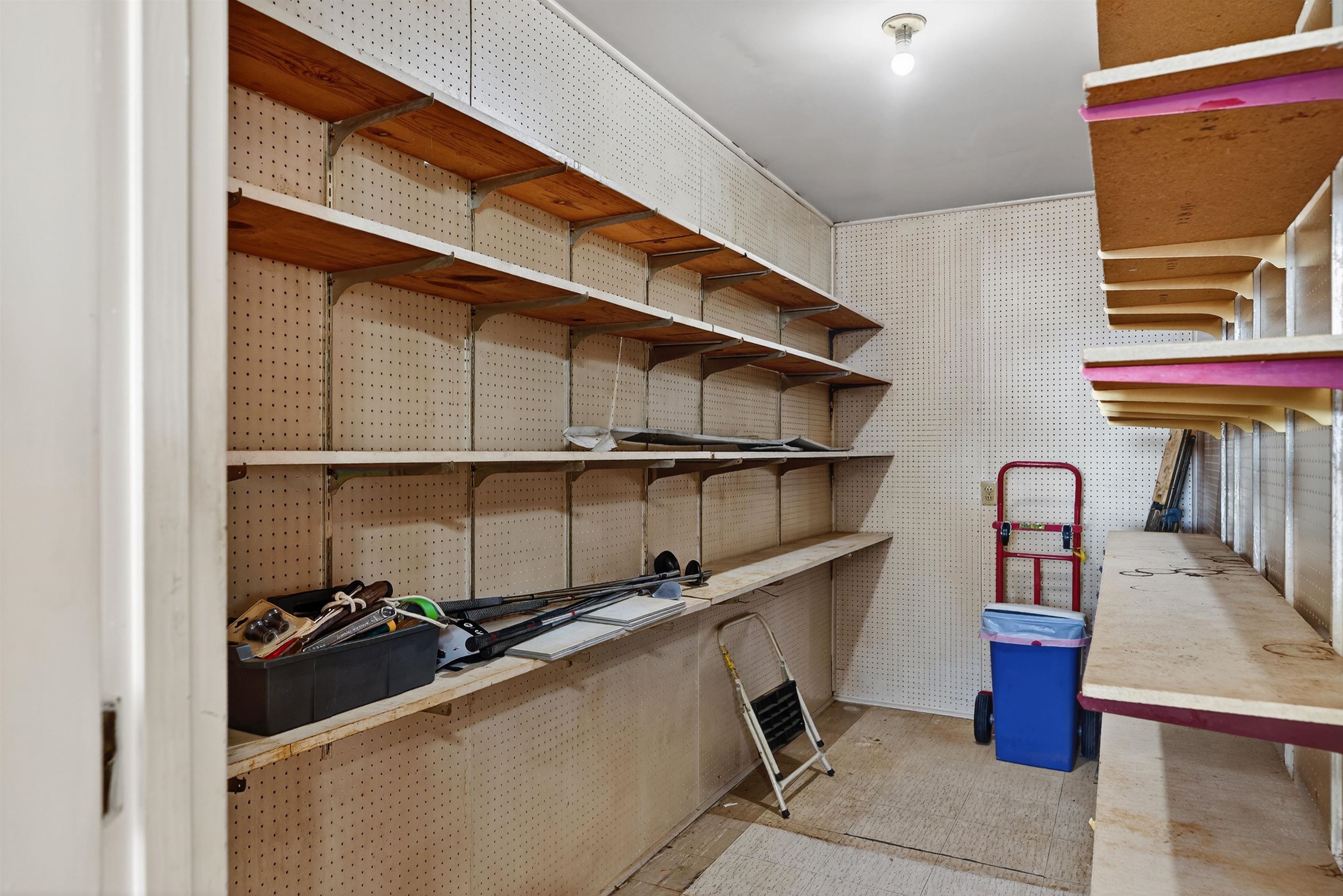 3010 VALLEY RIDGE RD, COVINGTON, Virginia 24426, 4 Bedrooms Bedrooms, ,2 BathroomsBathrooms,Residential,3010 VALLEY RIDGE RD,673044 MLS # 673044