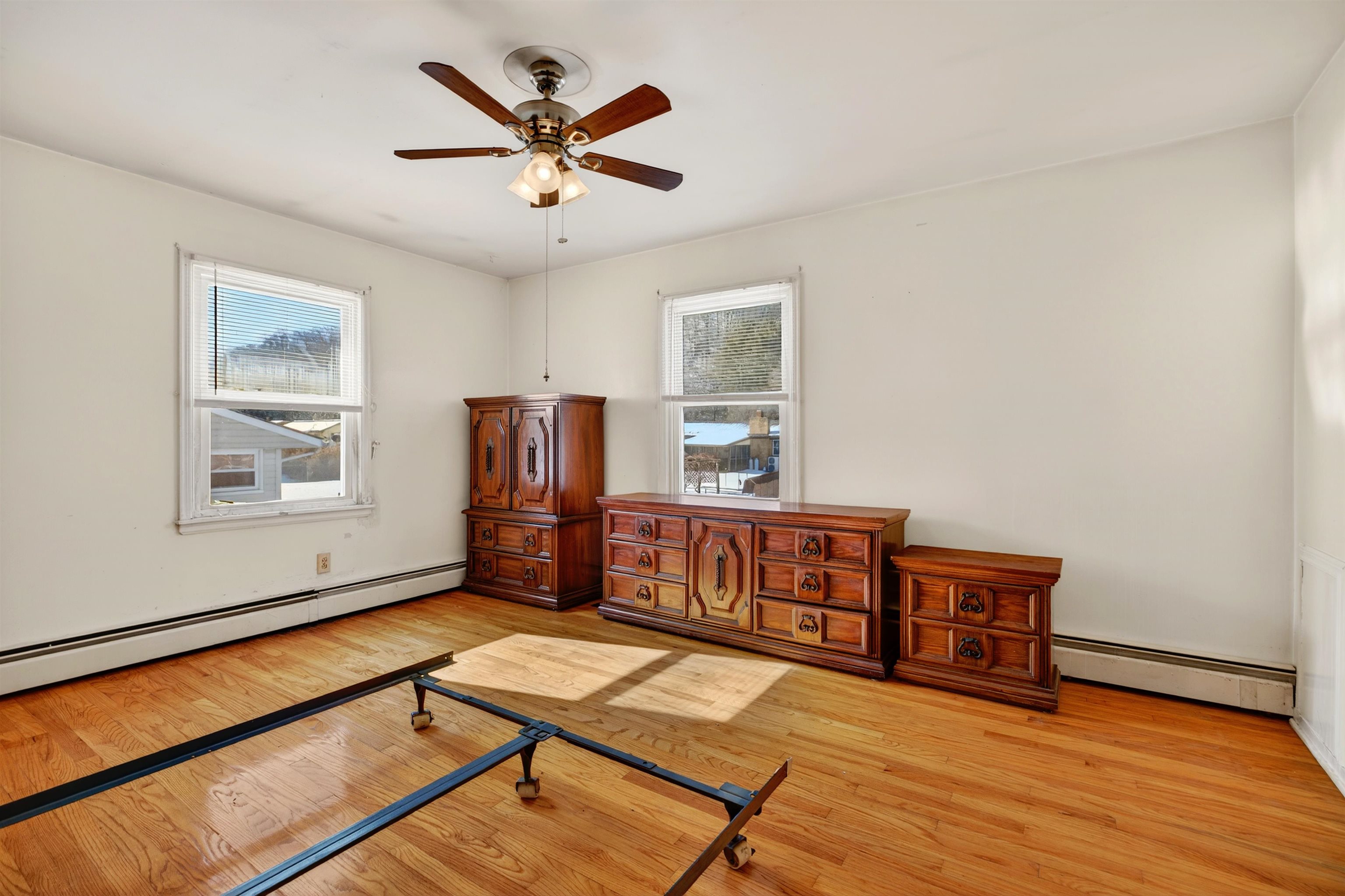 3010 VALLEY RIDGE RD, COVINGTON, Virginia 24426, 4 Bedrooms Bedrooms, ,2 BathroomsBathrooms,Residential,3010 VALLEY RIDGE RD,673044 MLS # 673044