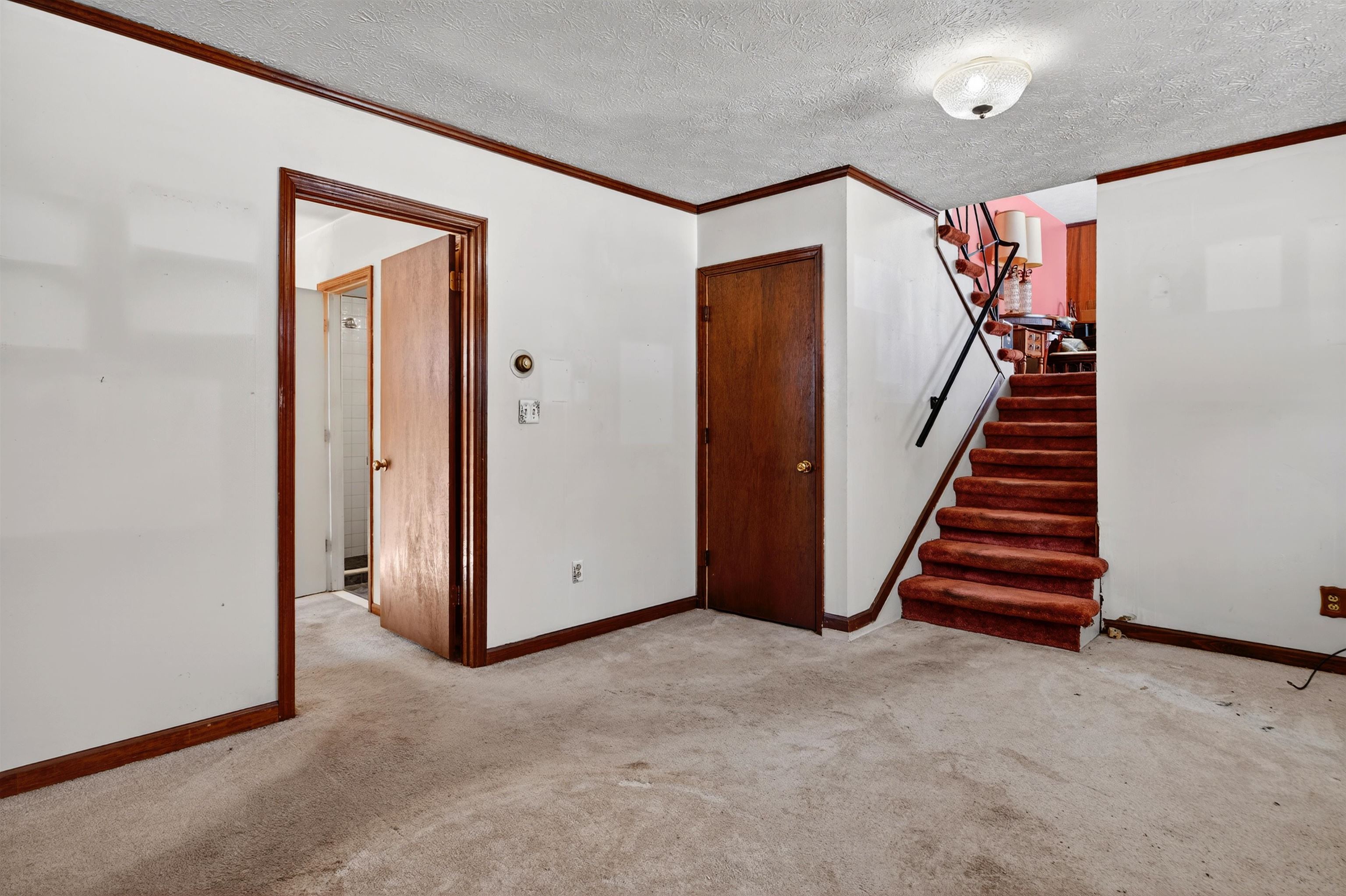 3010 VALLEY RIDGE RD, COVINGTON, Virginia 24426, 4 Bedrooms Bedrooms, ,2 BathroomsBathrooms,Residential,3010 VALLEY RIDGE RD,673044 MLS # 673044