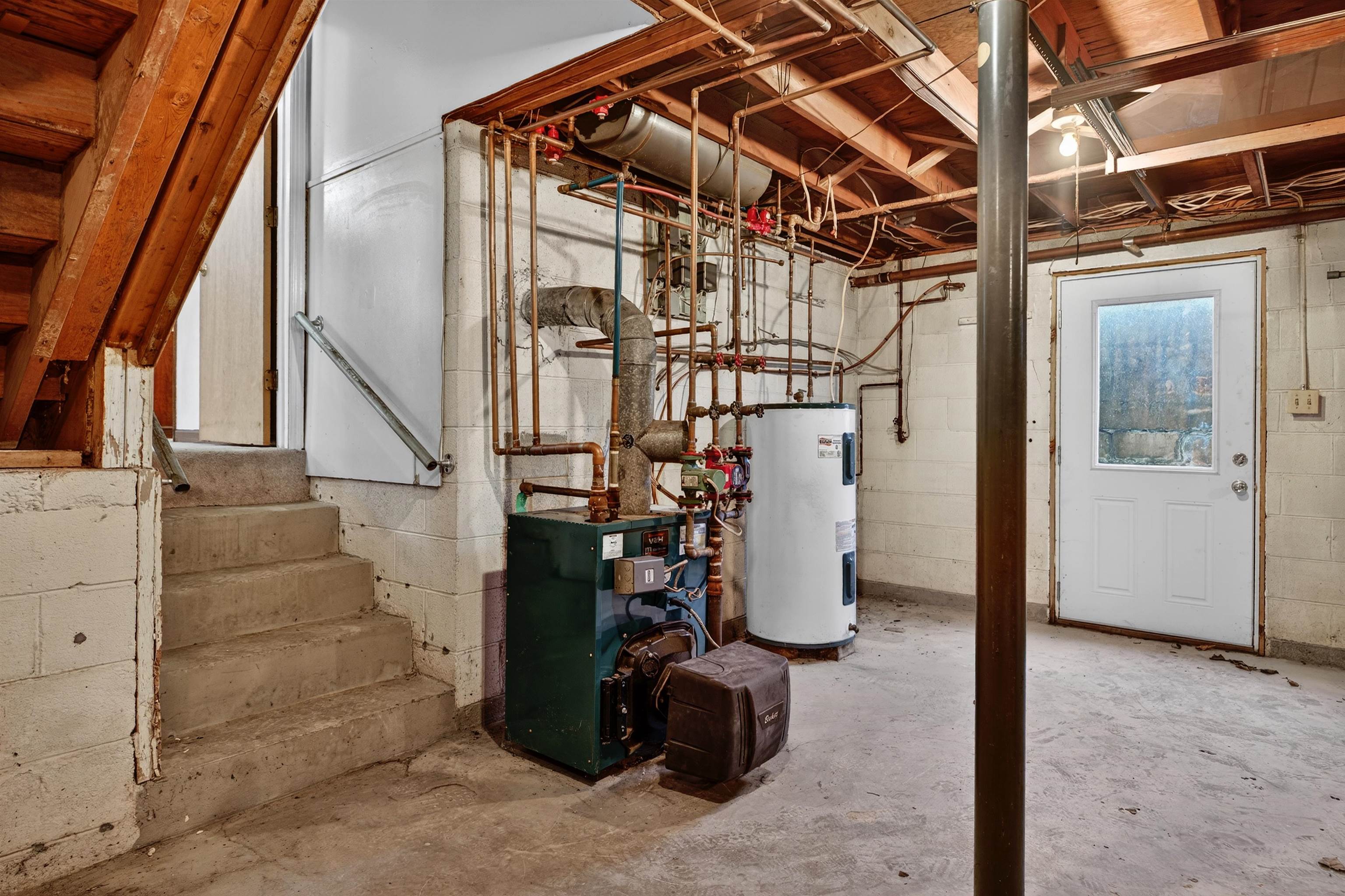 3010 VALLEY RIDGE RD, COVINGTON, Virginia 24426, 4 Bedrooms Bedrooms, ,2 BathroomsBathrooms,Residential,3010 VALLEY RIDGE RD,673044 MLS # 673044